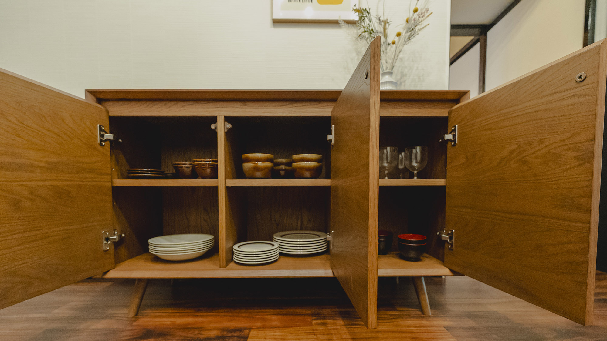 ・【食器】多様な種類の食器をご用意。お食事によって食器を変えると、より食欲を搔き立てられます