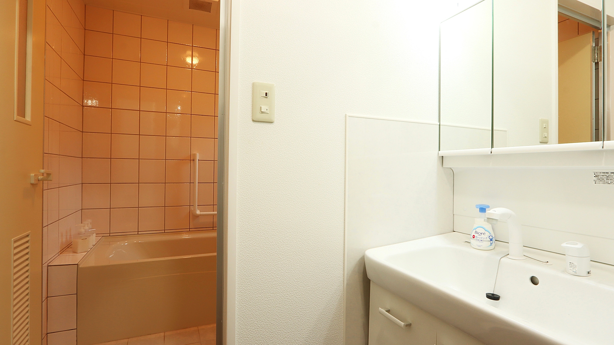 ◆－プレミアムルーム－　バストイレはセパレート式です。