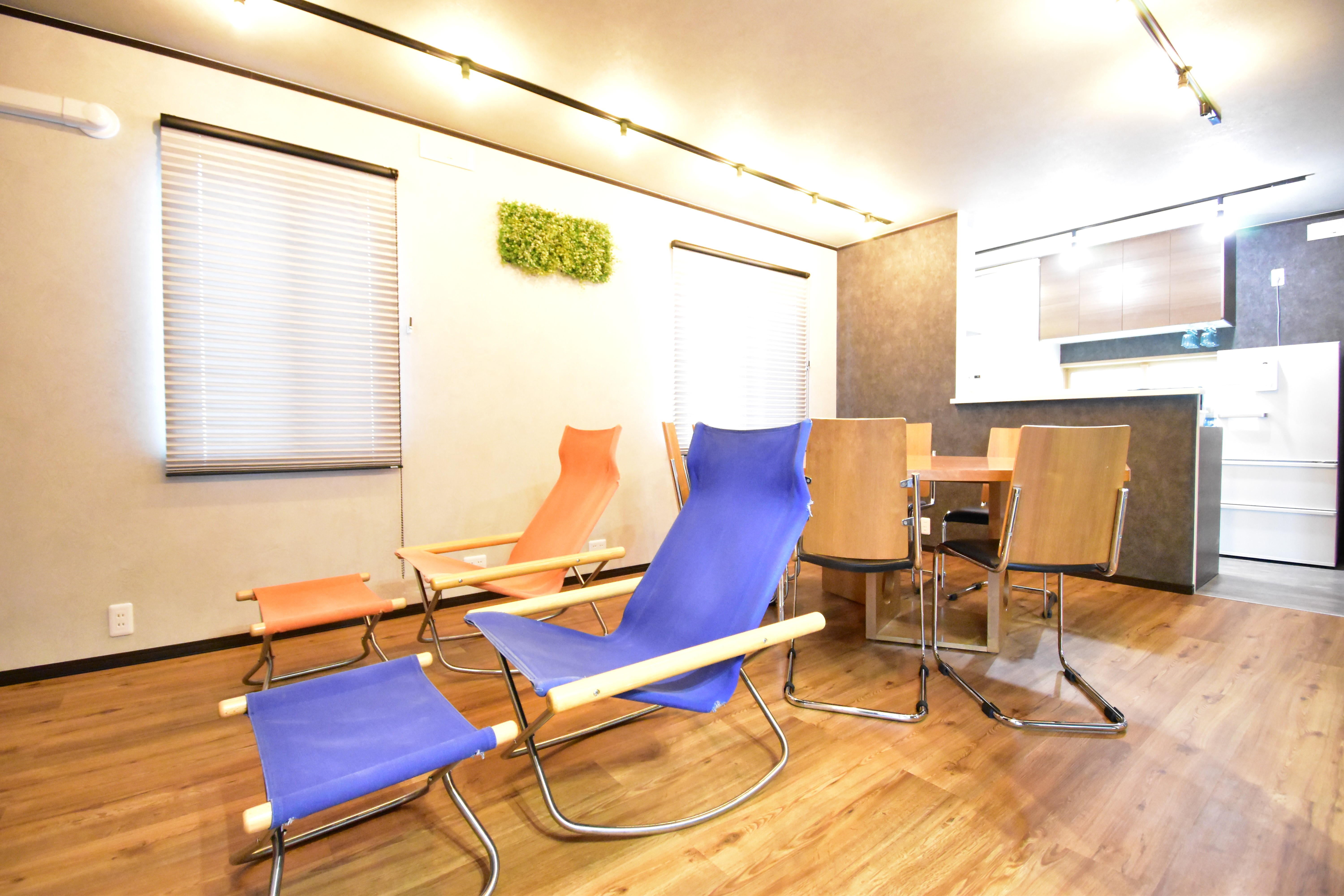 大人数のご利用でも広々とご利用いただけます。