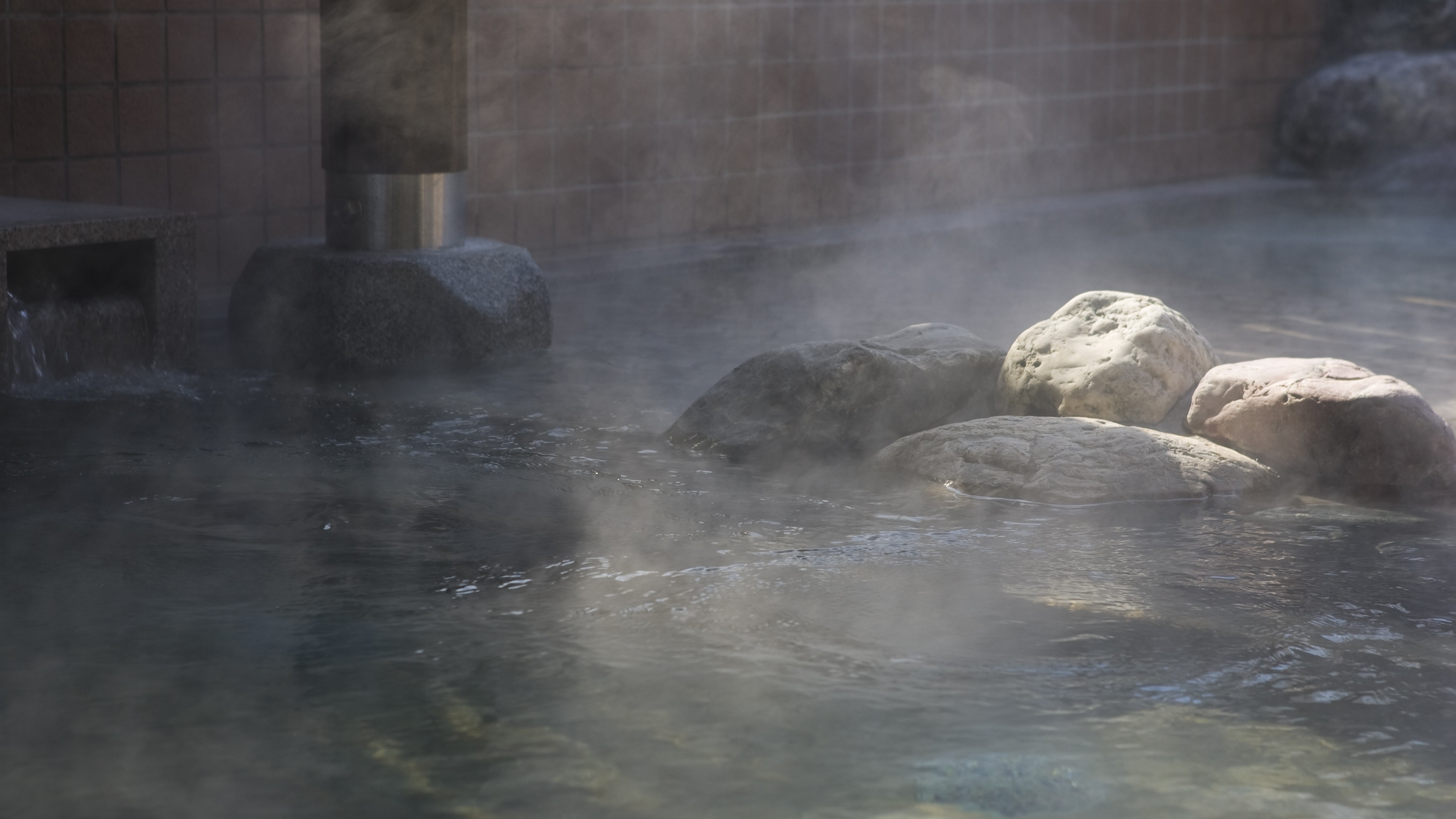 【小金湯のお湯】