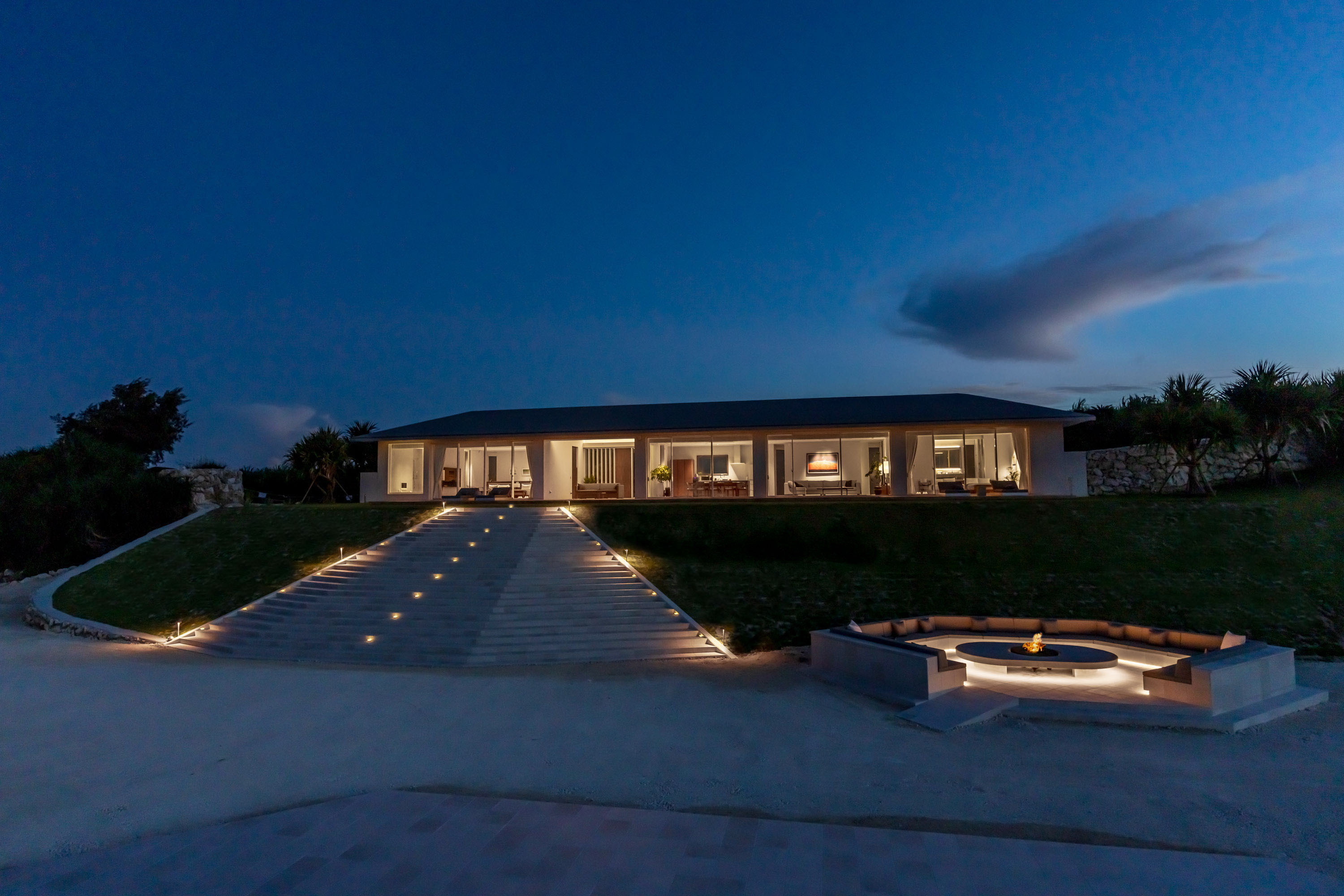 ヴィラ/夜/外観