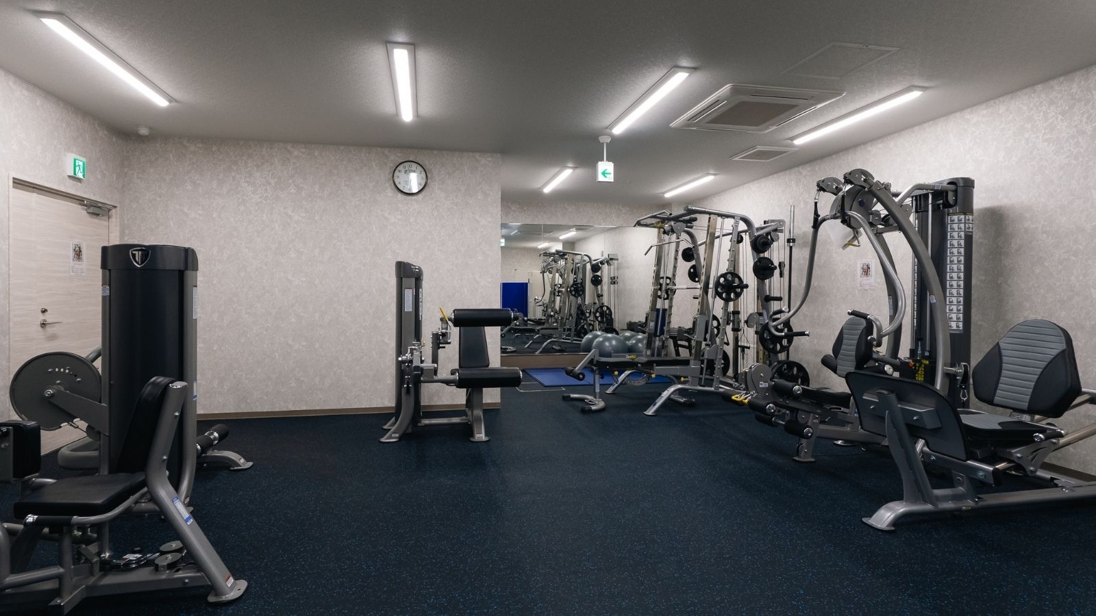 トレーニングジム