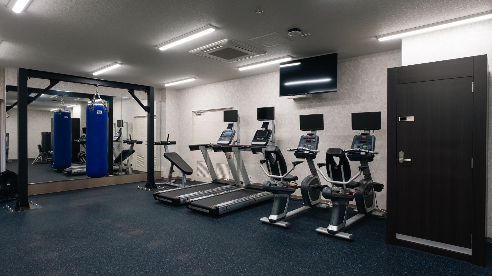 トレーニングジム