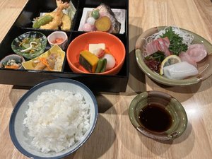 夕食（お魚のなかだ）