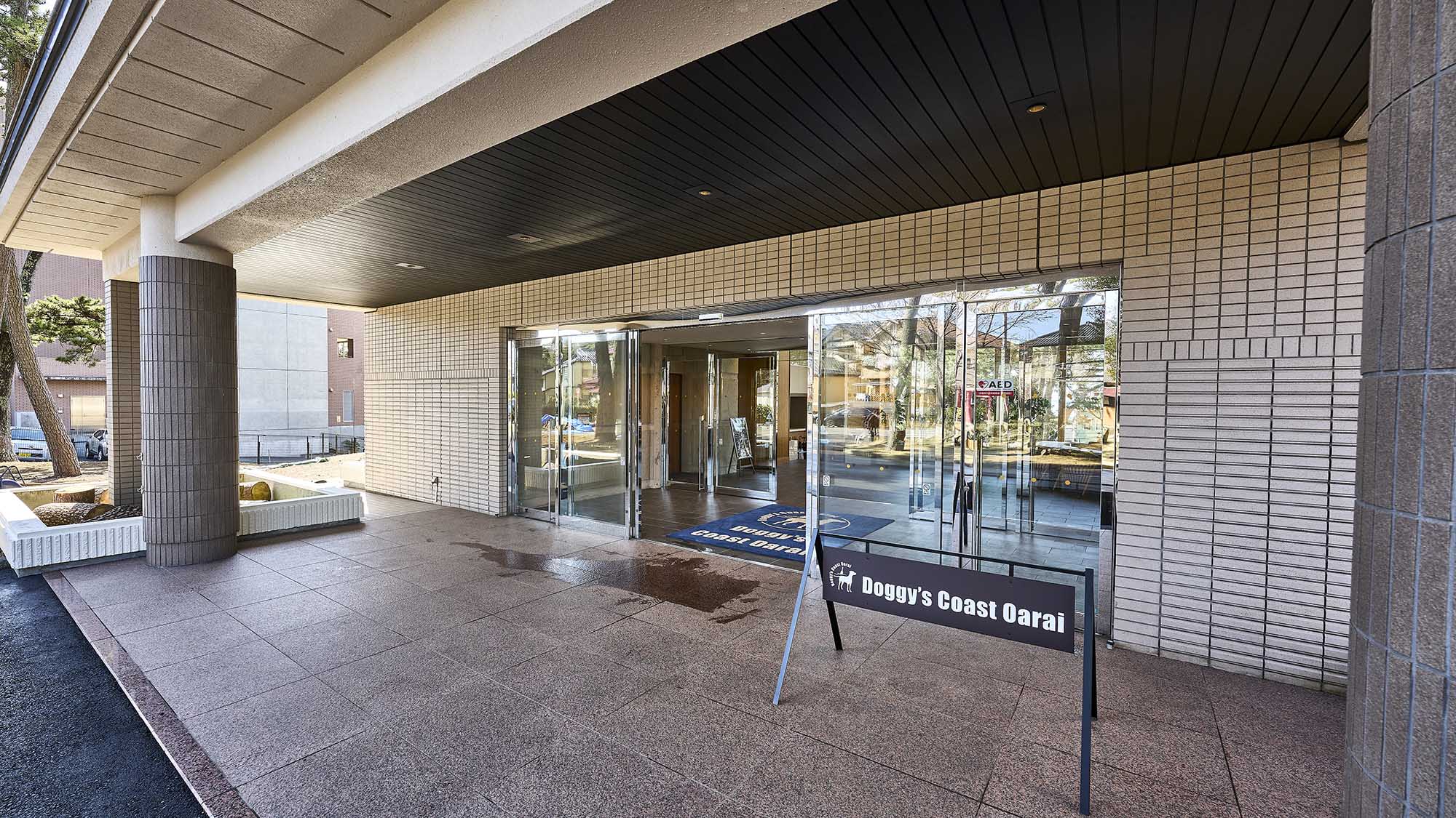 ホテルエントランス