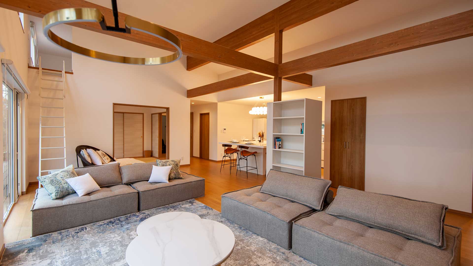 リビングダイニング