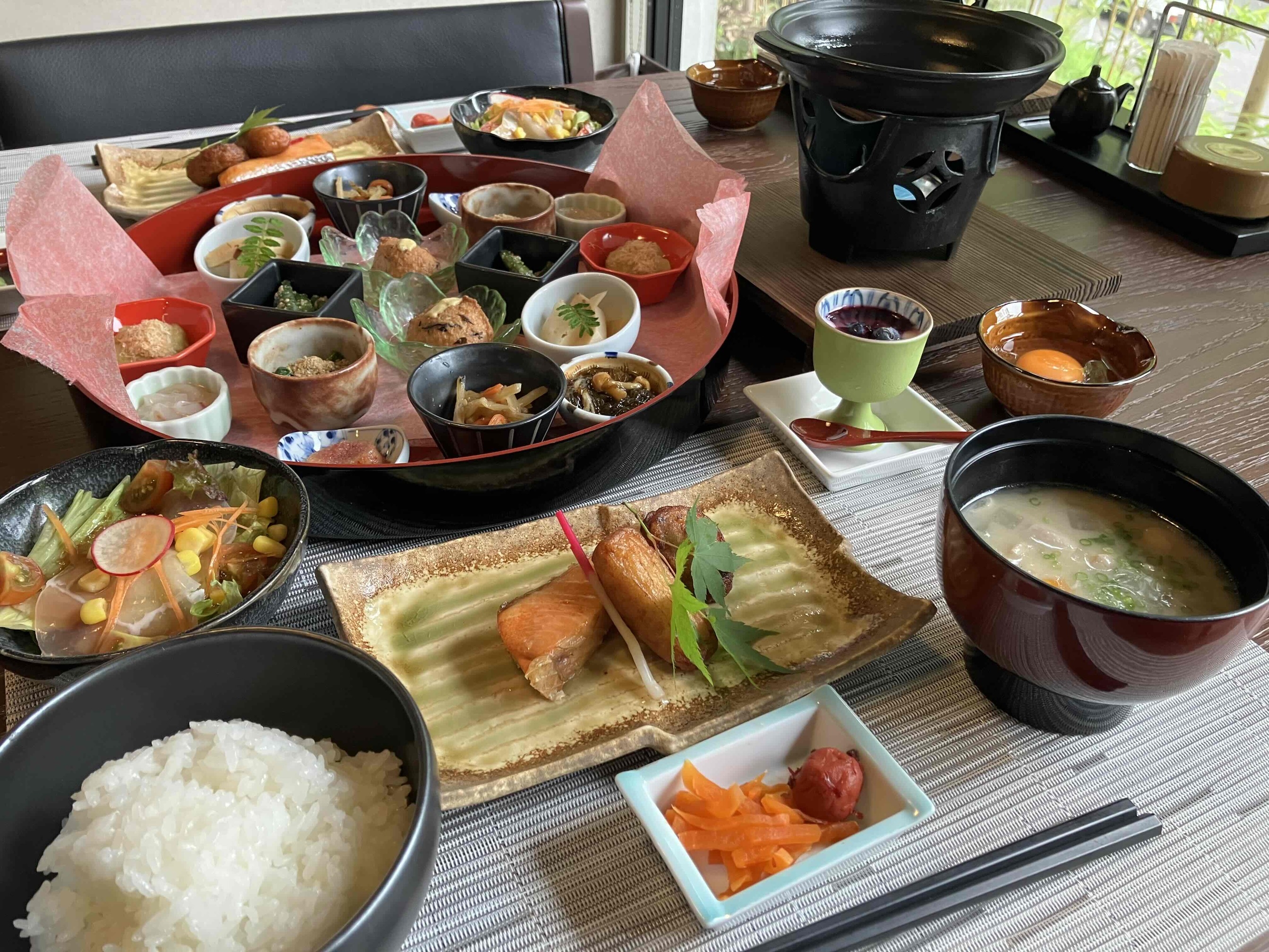 【朝食付き】誰にも邪魔されない至福の時間を...