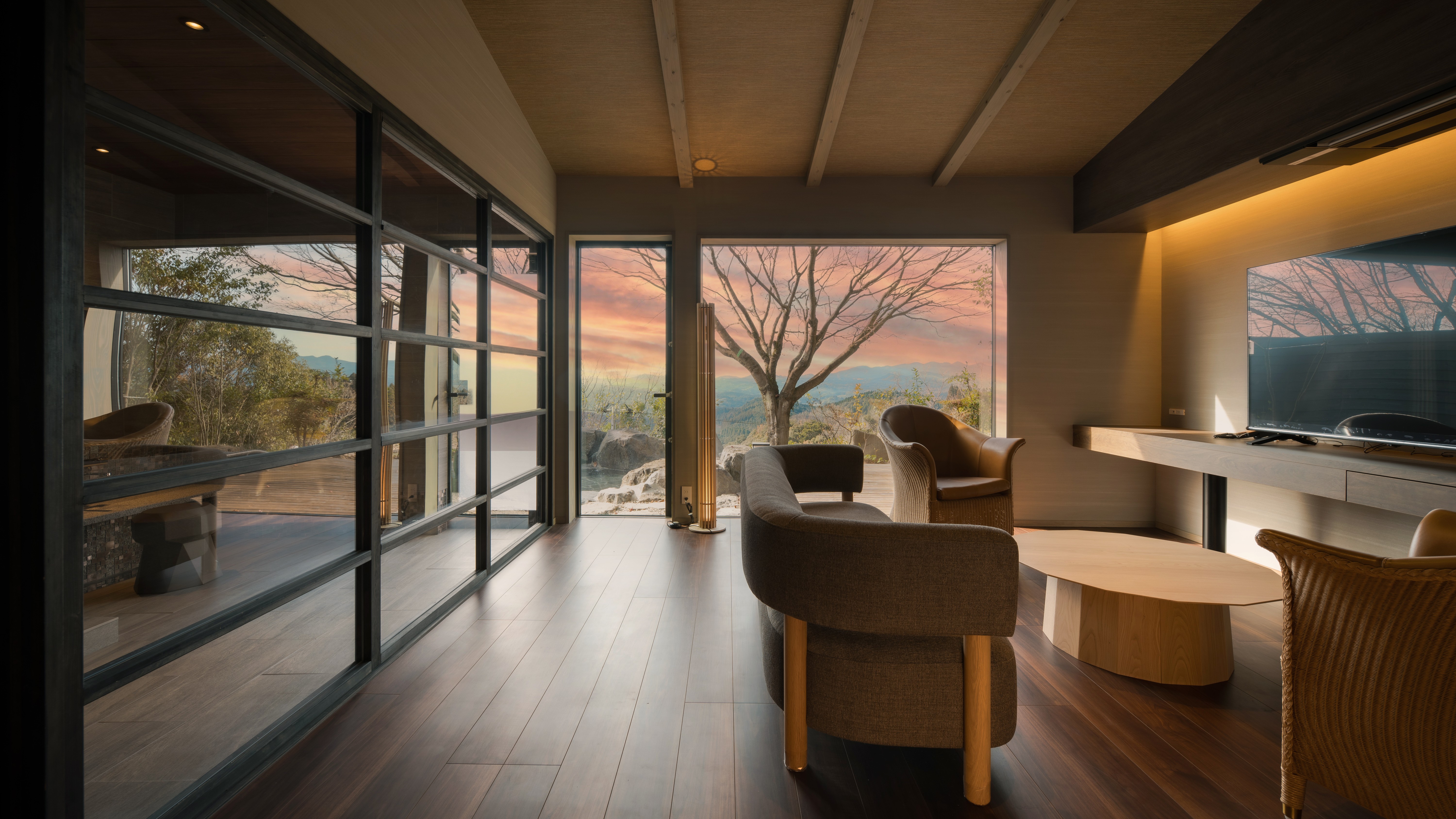 【特別室／天降川】のリビング