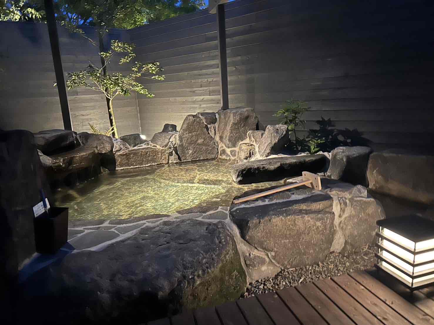 検校川露天風呂