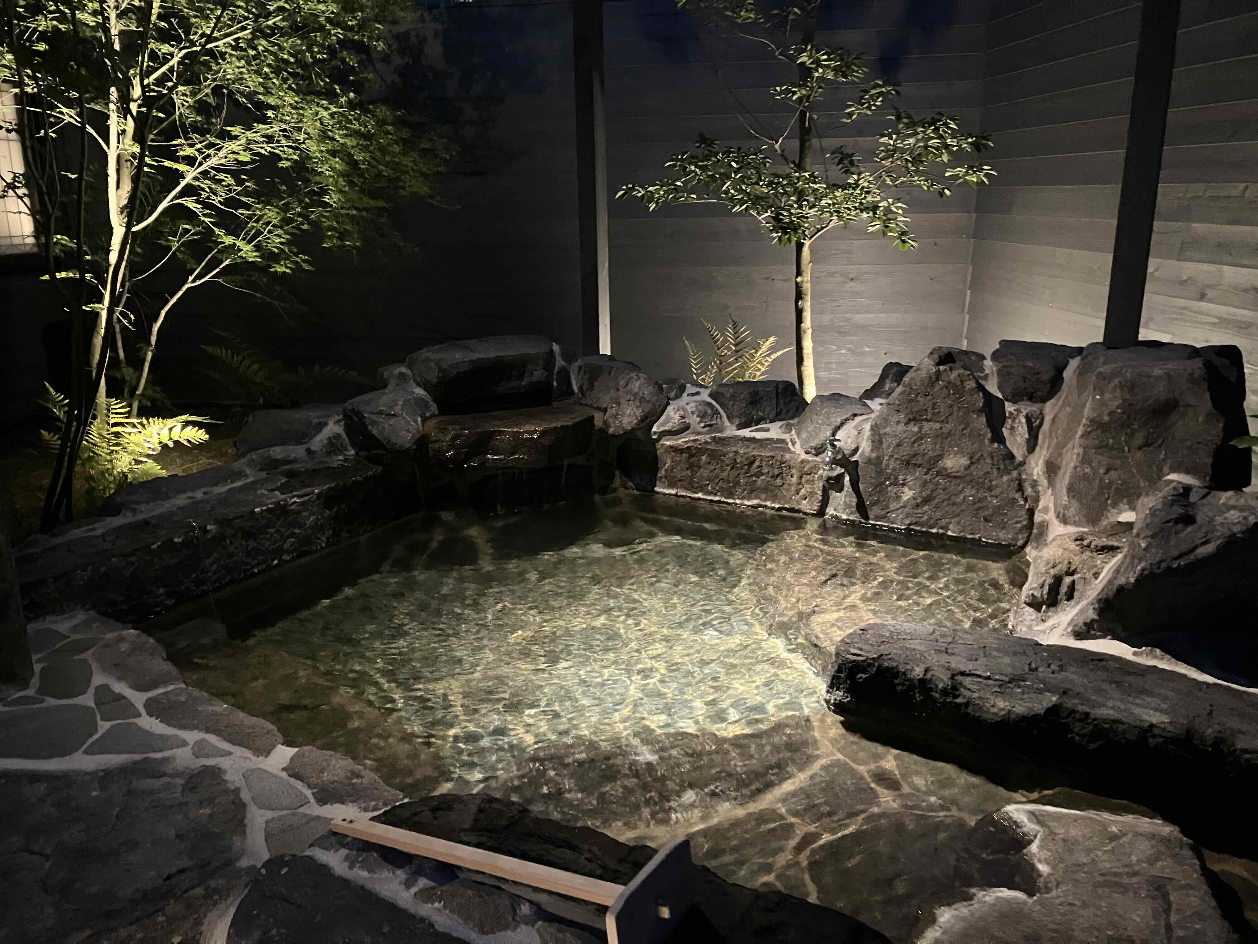 検校川露天風呂