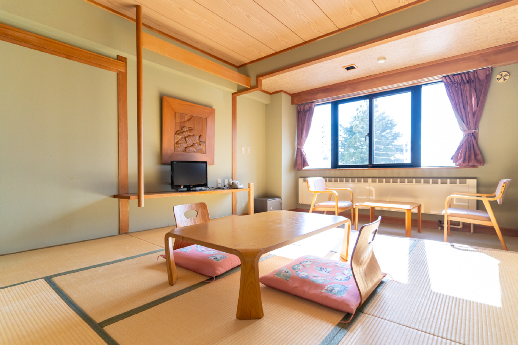 ＜客室＞本館和室6畳一例