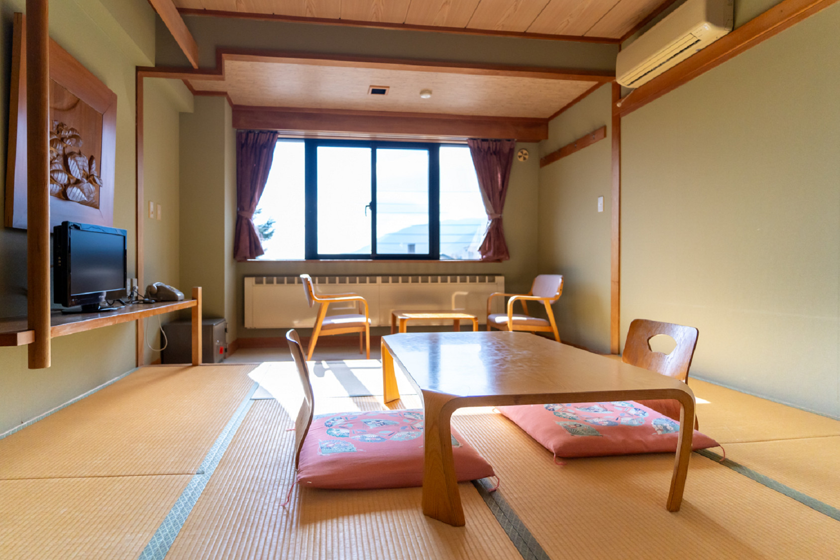 ＜客室＞本館和室8畳一例