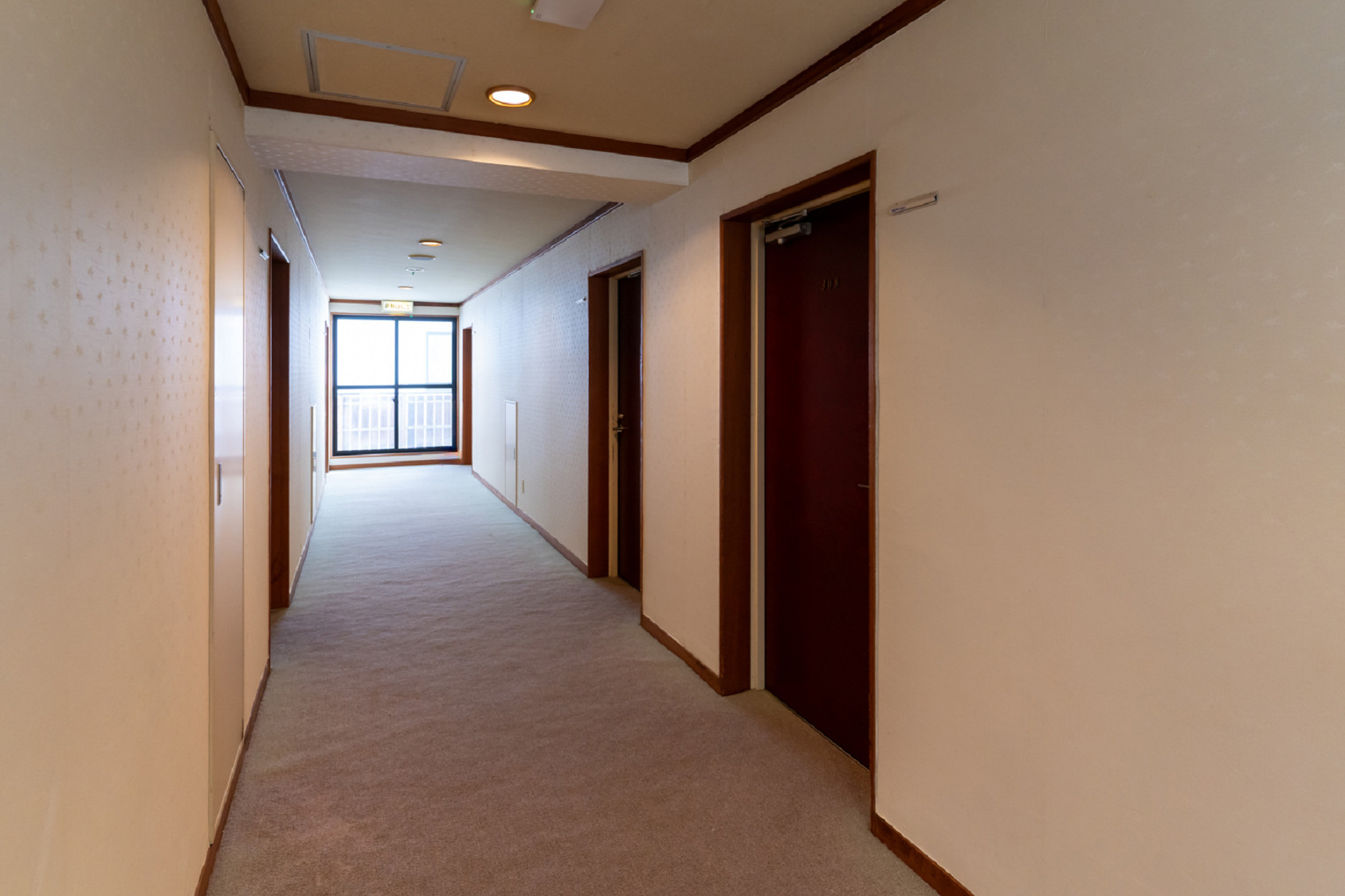 ＜施設＞内観一例