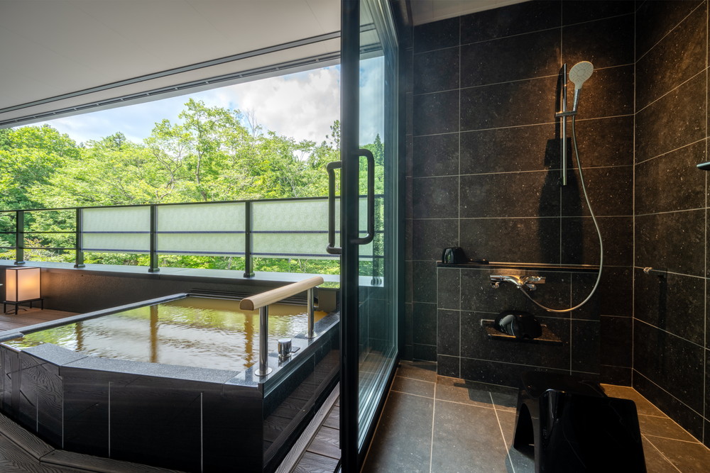 客室露天風呂　シャワールーム