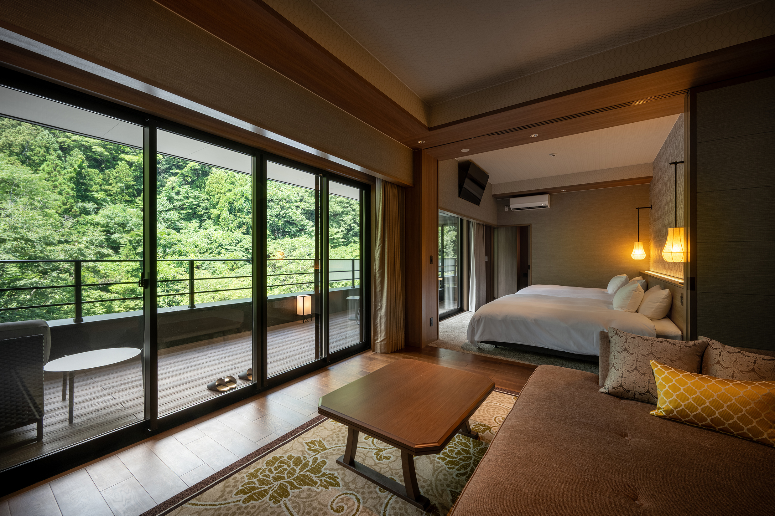 River View Panorama Suite　リビングルーム・ベッドルーム