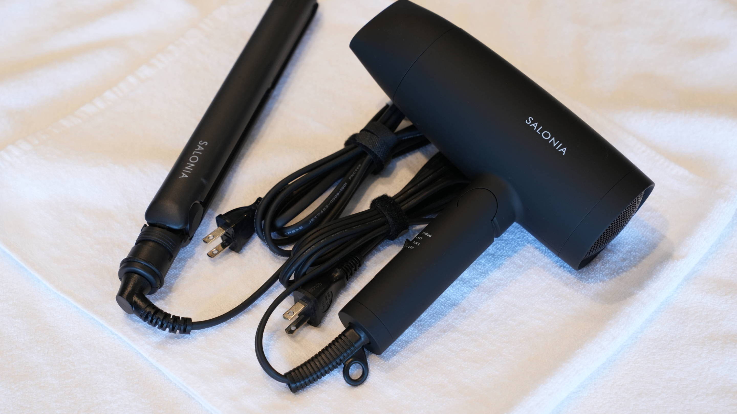 ドライヤー・ヘアアイロン