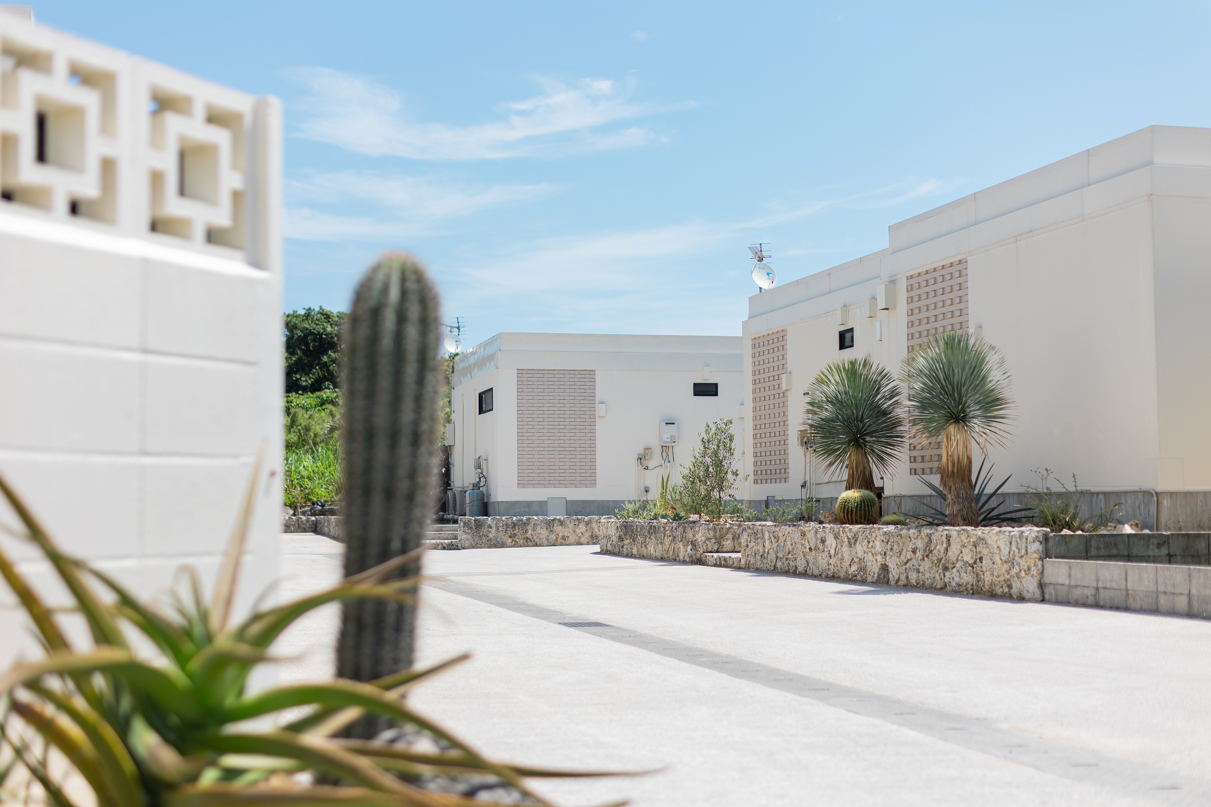 ＫＡＹＡＴＳＵＭＡ　ＯＫＩＮＡＷＡ　ＨＡＮＡＲＥ　ＨＯＴＥＬ＆ＲＥＳＯＲＴ