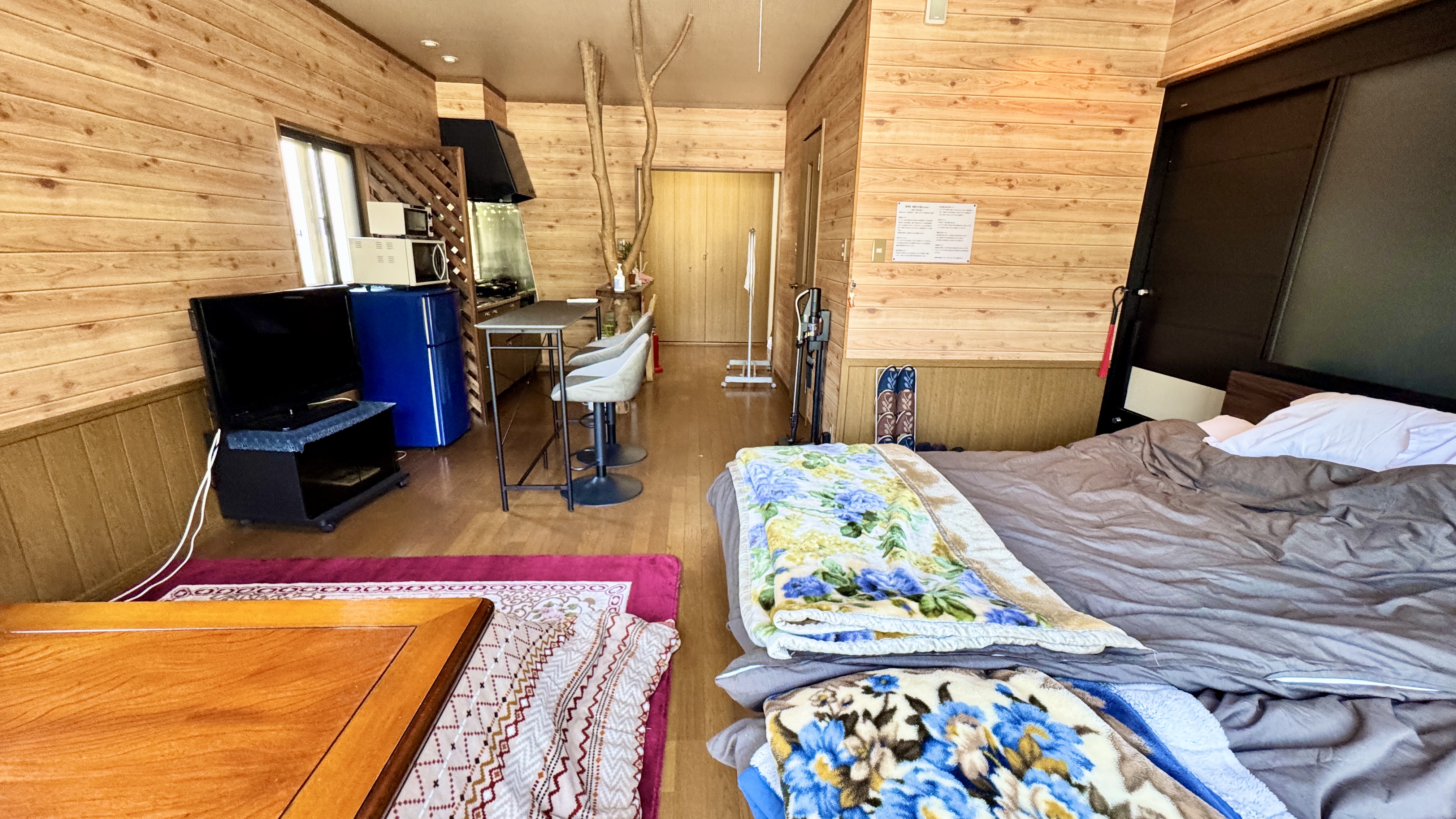 【もみぢ】セミダブル&times;2+2段ベッド&times;2／露天風呂+内湯（南2階）