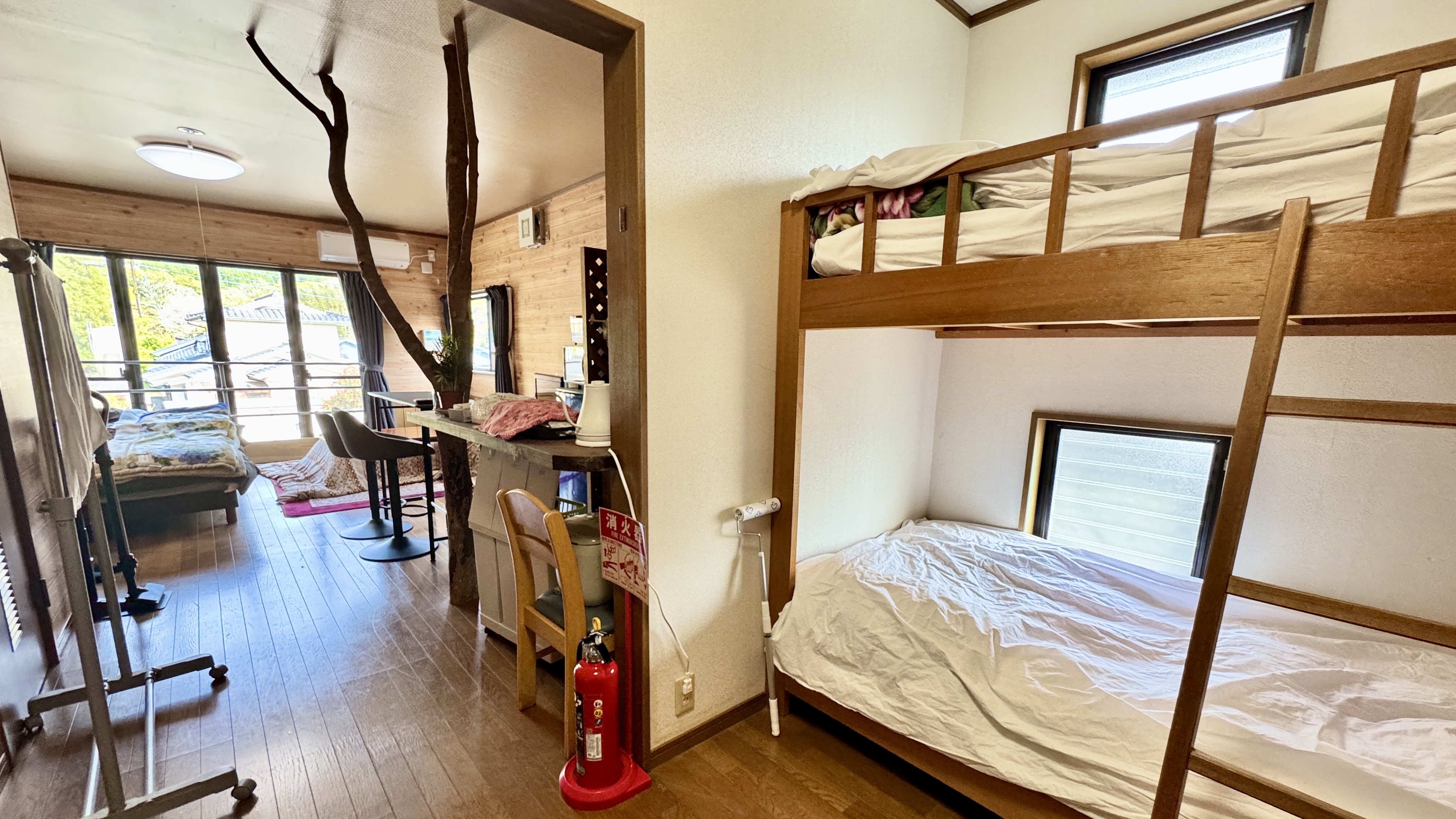 【もみぢ】セミダブル&times;2+2段ベッド&times;2／露天風呂+内湯（南2階）