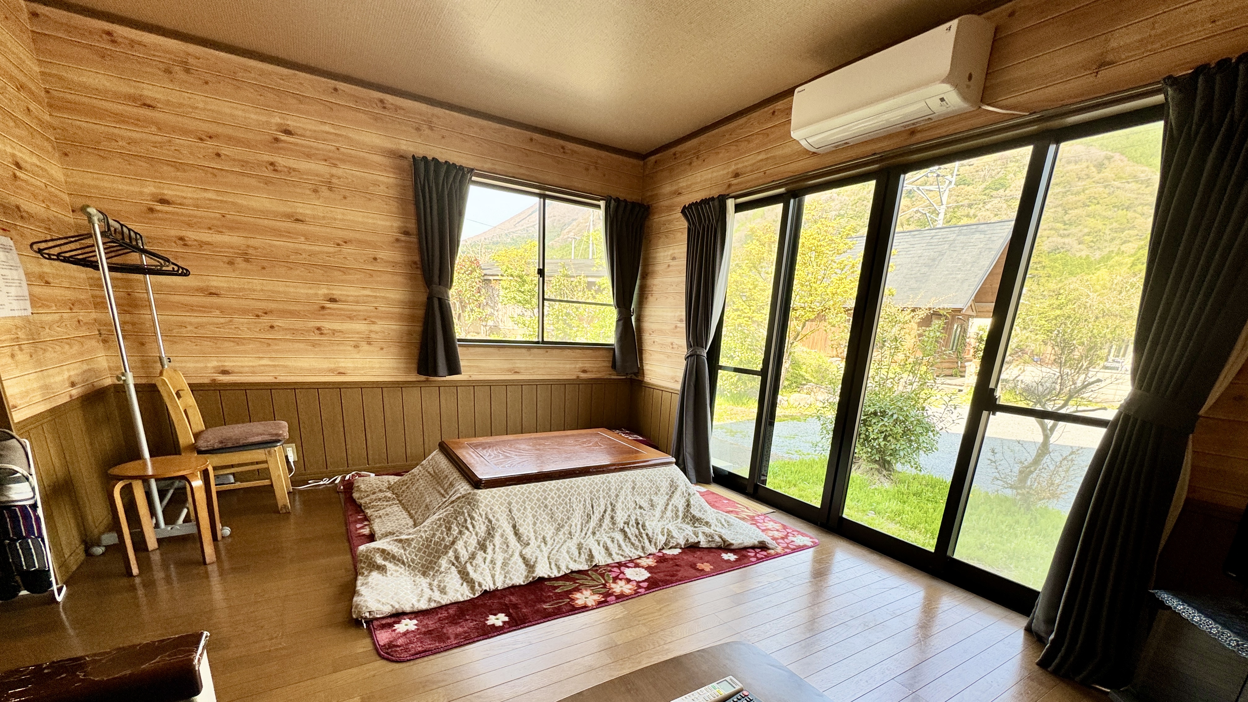 【くり】2段ベッド2台／由布岳を望む露天風呂+内湯（北1階） 