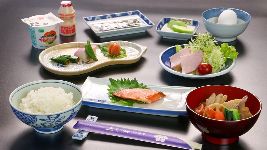【長期休み朝食付き】茨城県産コシヒカリ使用！日替わり朝食で元気な1日を♪