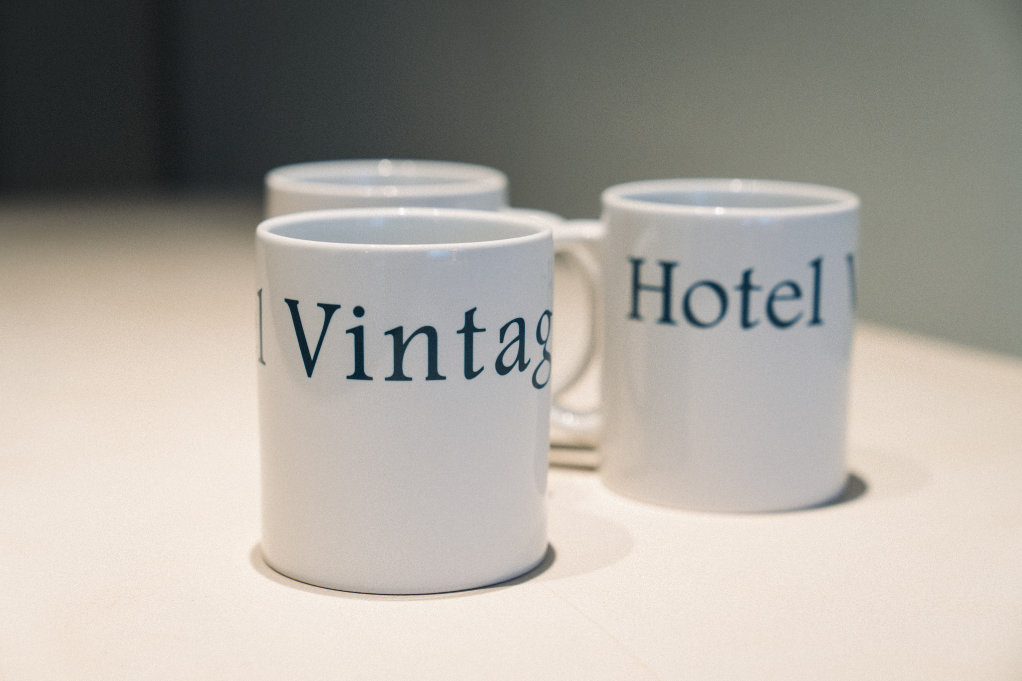 &ldquo;Hotel Vintage&rdquo;の世界観を感じるマグカップ