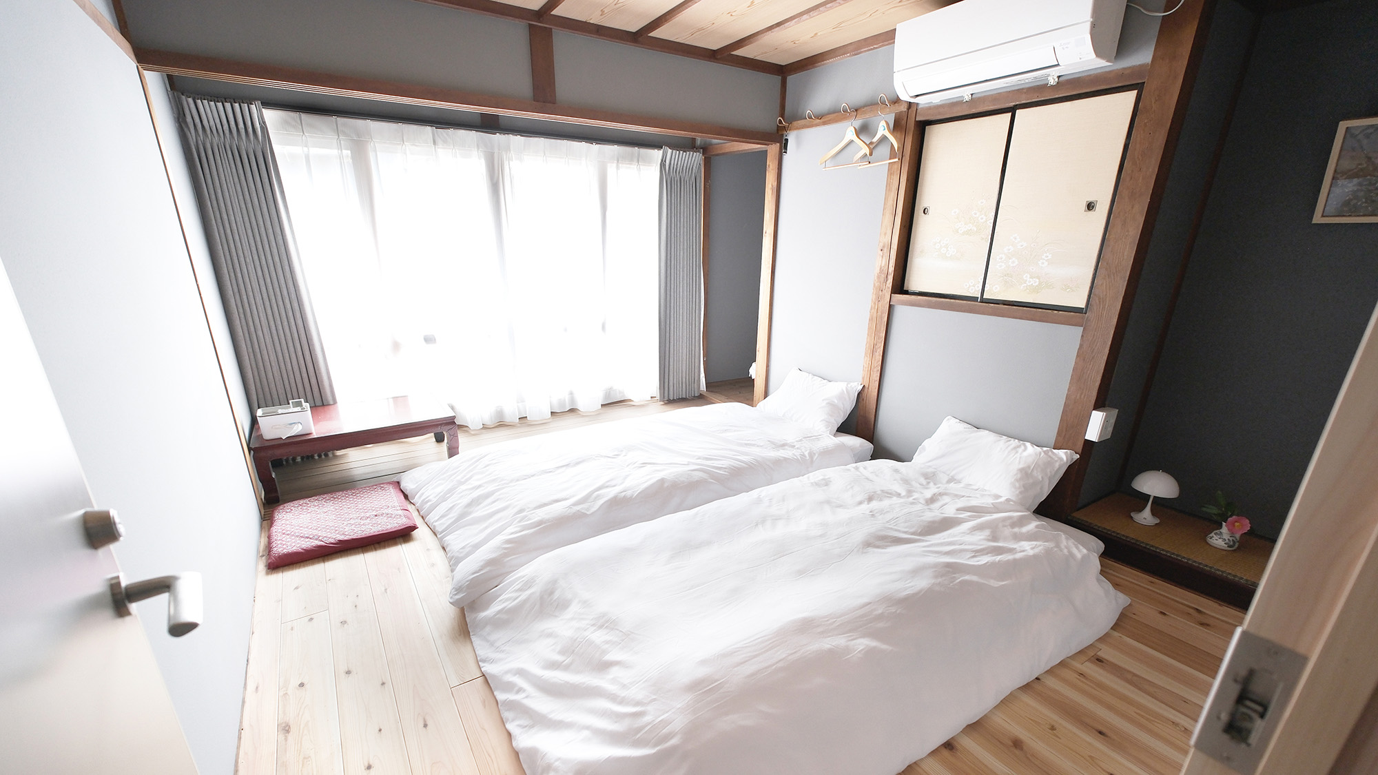 ・【ツインルーム】定員2名の落ち着いた雰囲気のお部屋。お友達やご家族の宿泊にピッタリ！