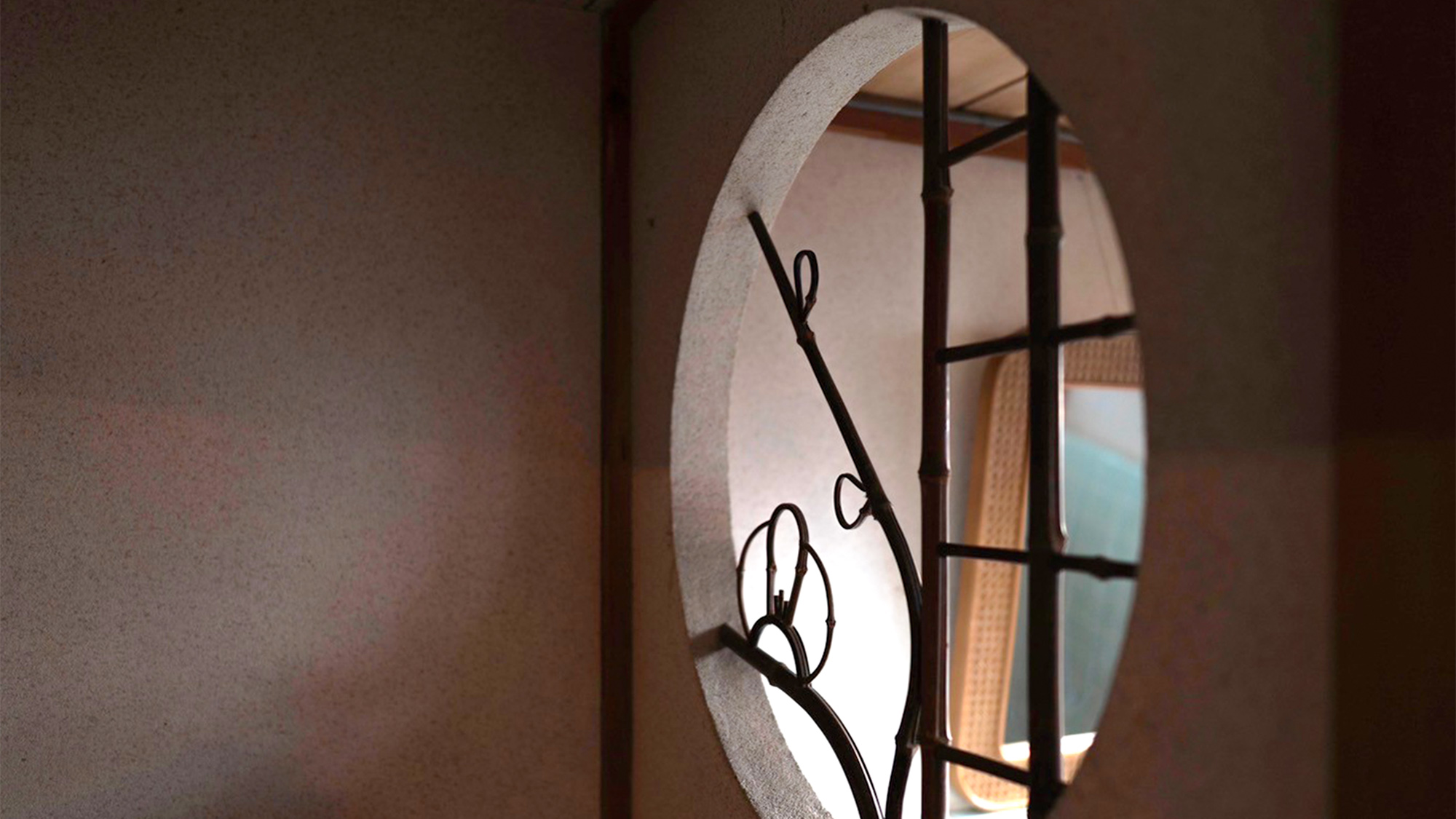 ・【丸窓】日本の美意識を感じる洗練された和モダンの空間　静謐な趣を感じます