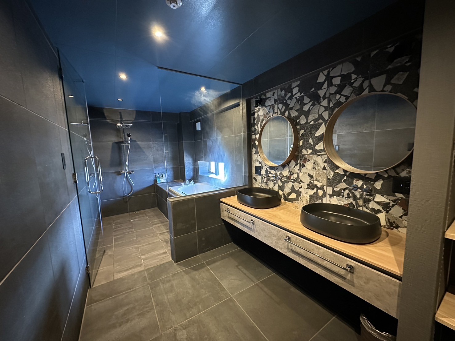 3F/オーシャンビュー　トリプルルーム+和室（2~6名様）301/302