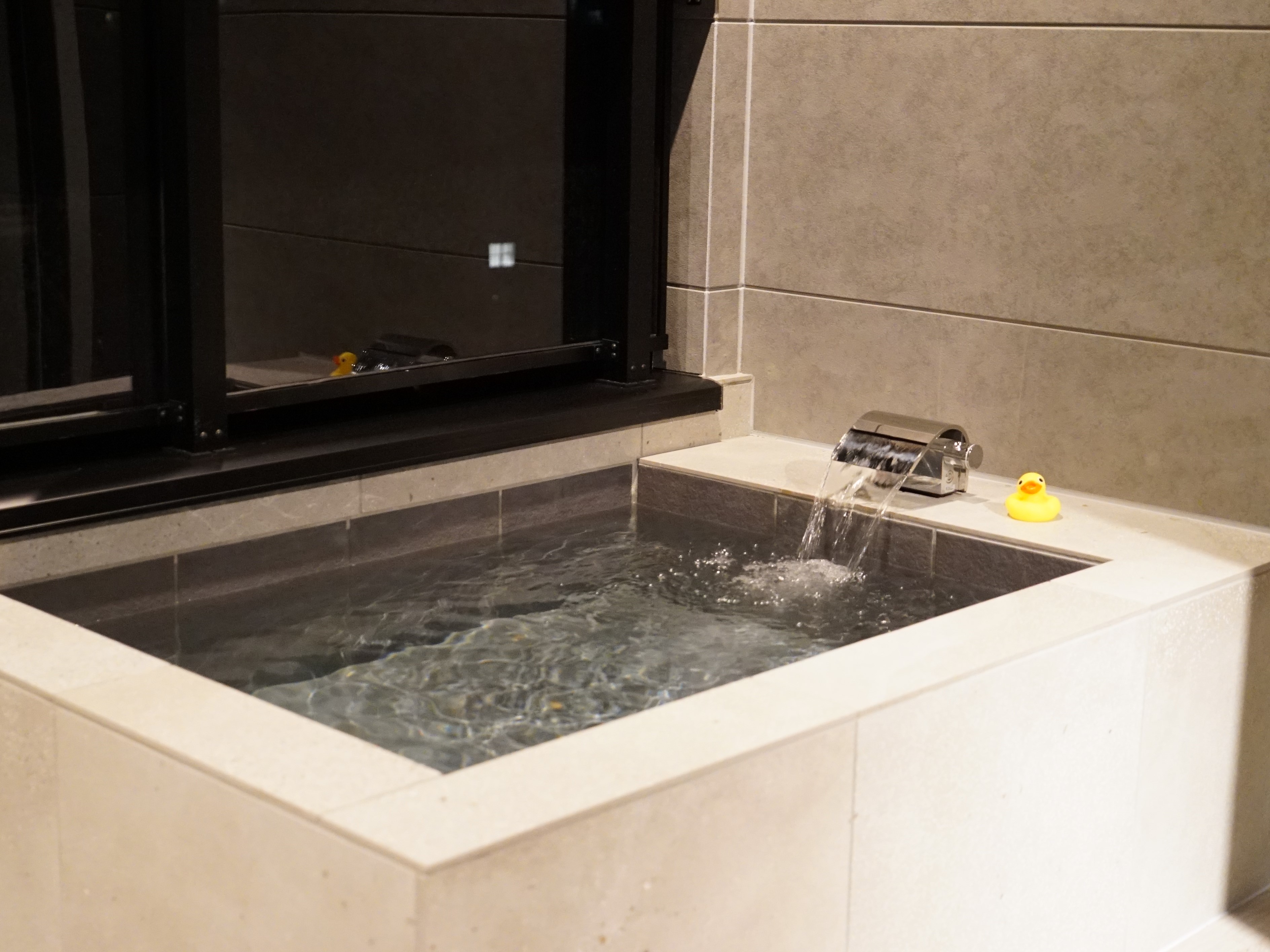 6F/客室露天風呂付き　トリプルルーム+和洋室（3~7名様）601