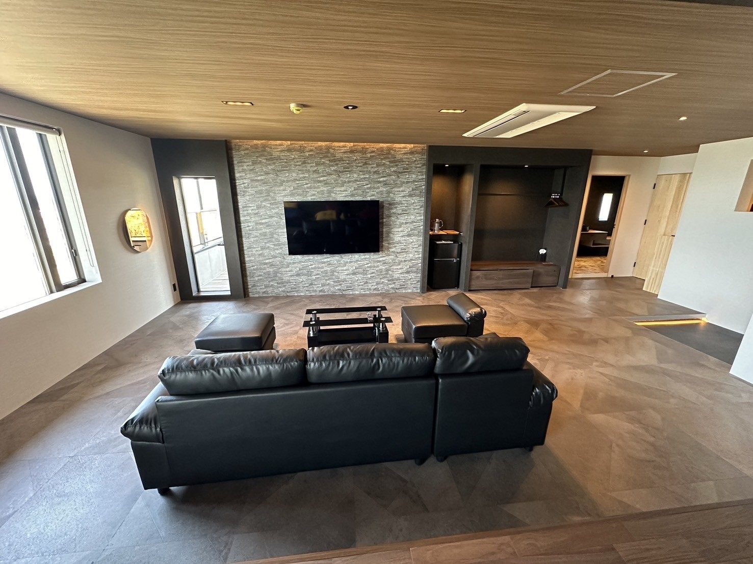 6F/客室露天風呂付き　トリプルルーム+和洋室（3~7名様）601