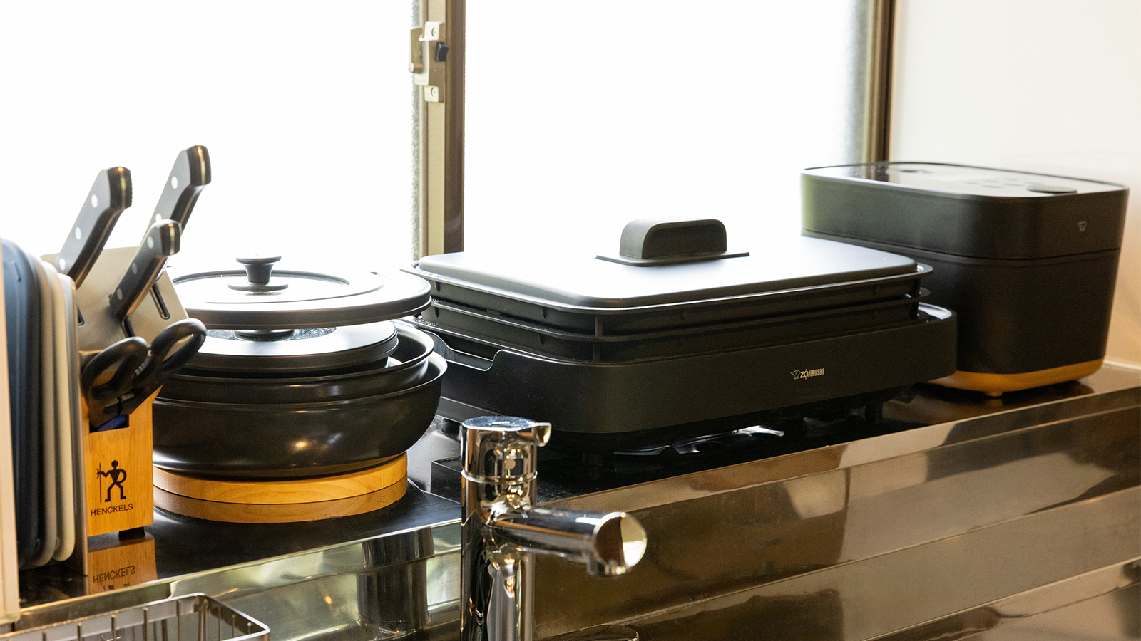 キッチン設備／調理機材