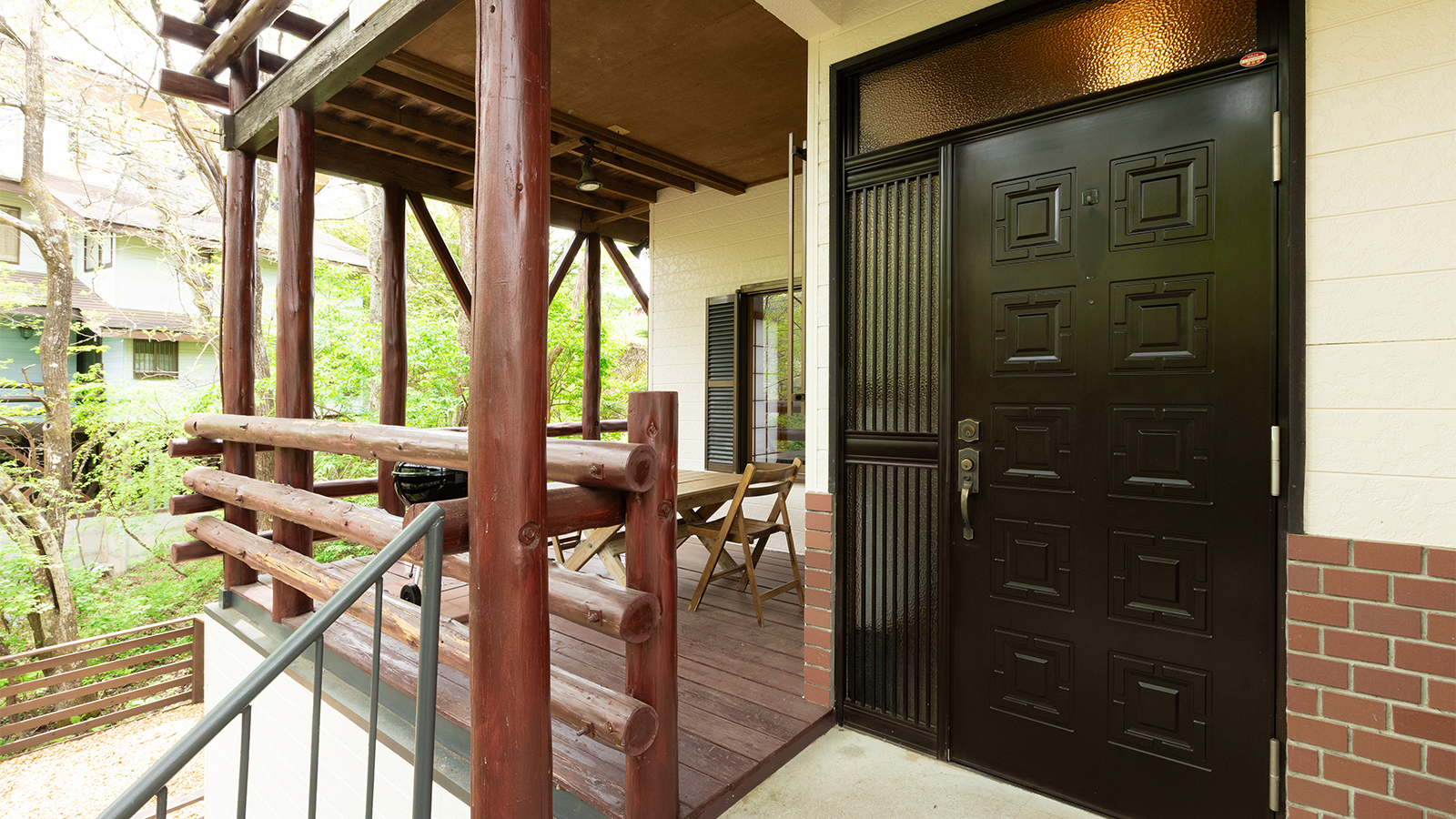 屋根付きテラス