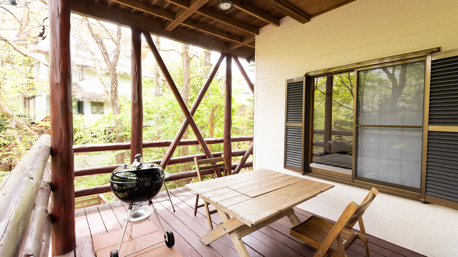 屋根付きテラス