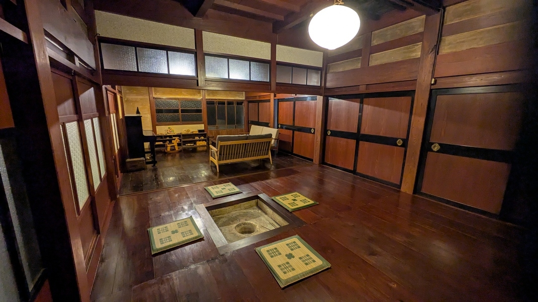 素泊り／一棟貸し／自炊可能なキッチンあり／文化庁選定重要伝統的建造物での宿泊体験