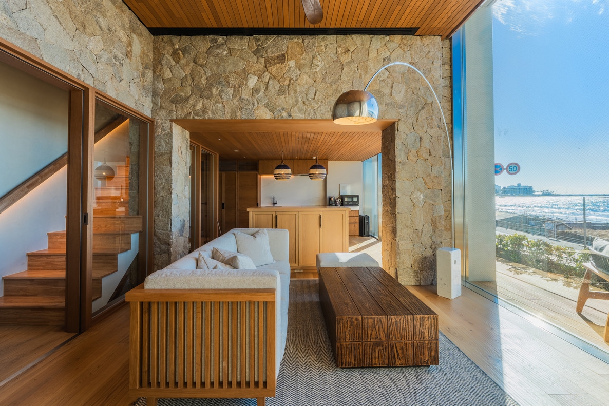 ＜夕食（外食予約）付き＞ ビーチサイドヴィラ・プライベートステイ