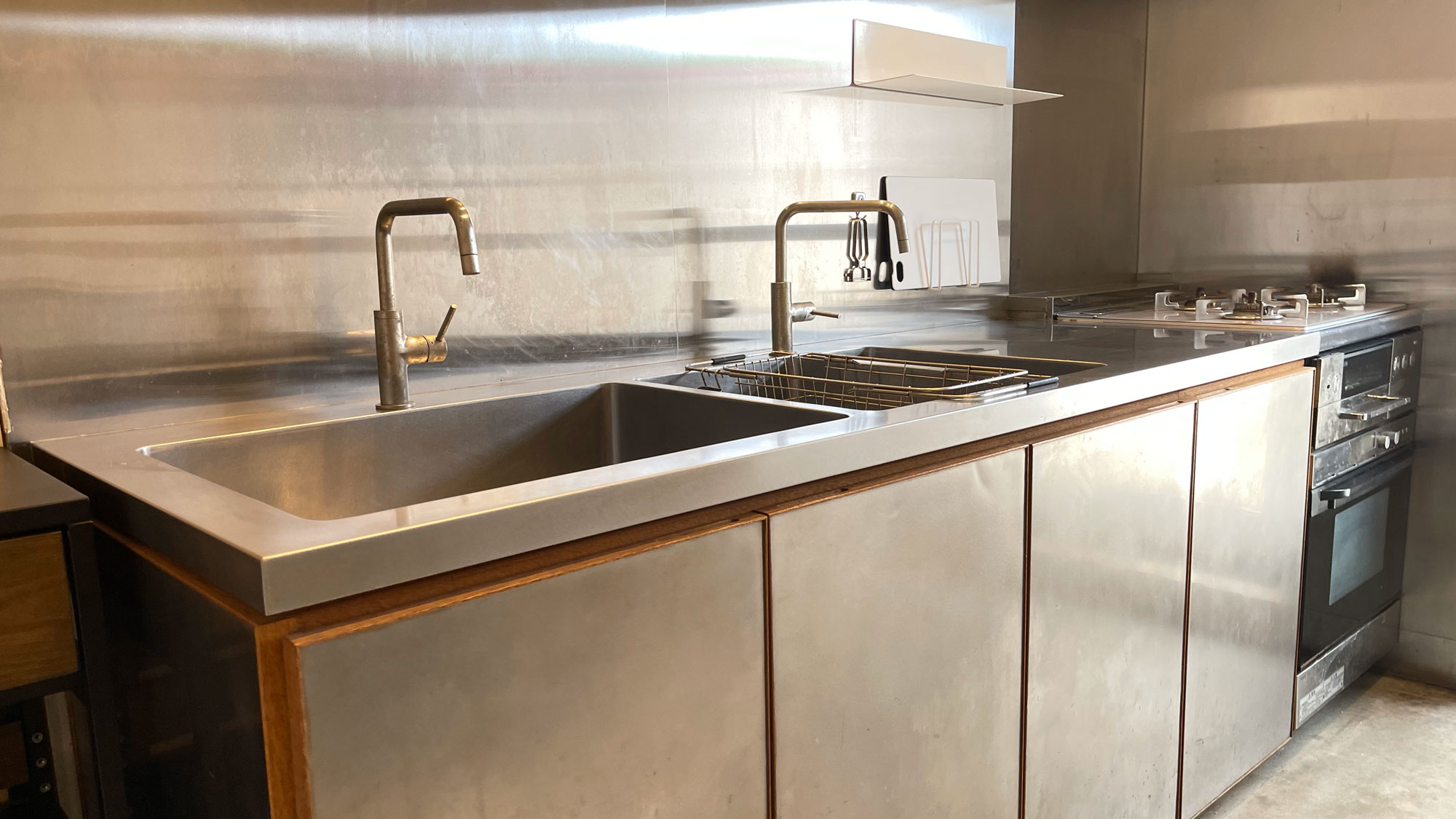 ふくぎリビング　フクギの間（キッチン）