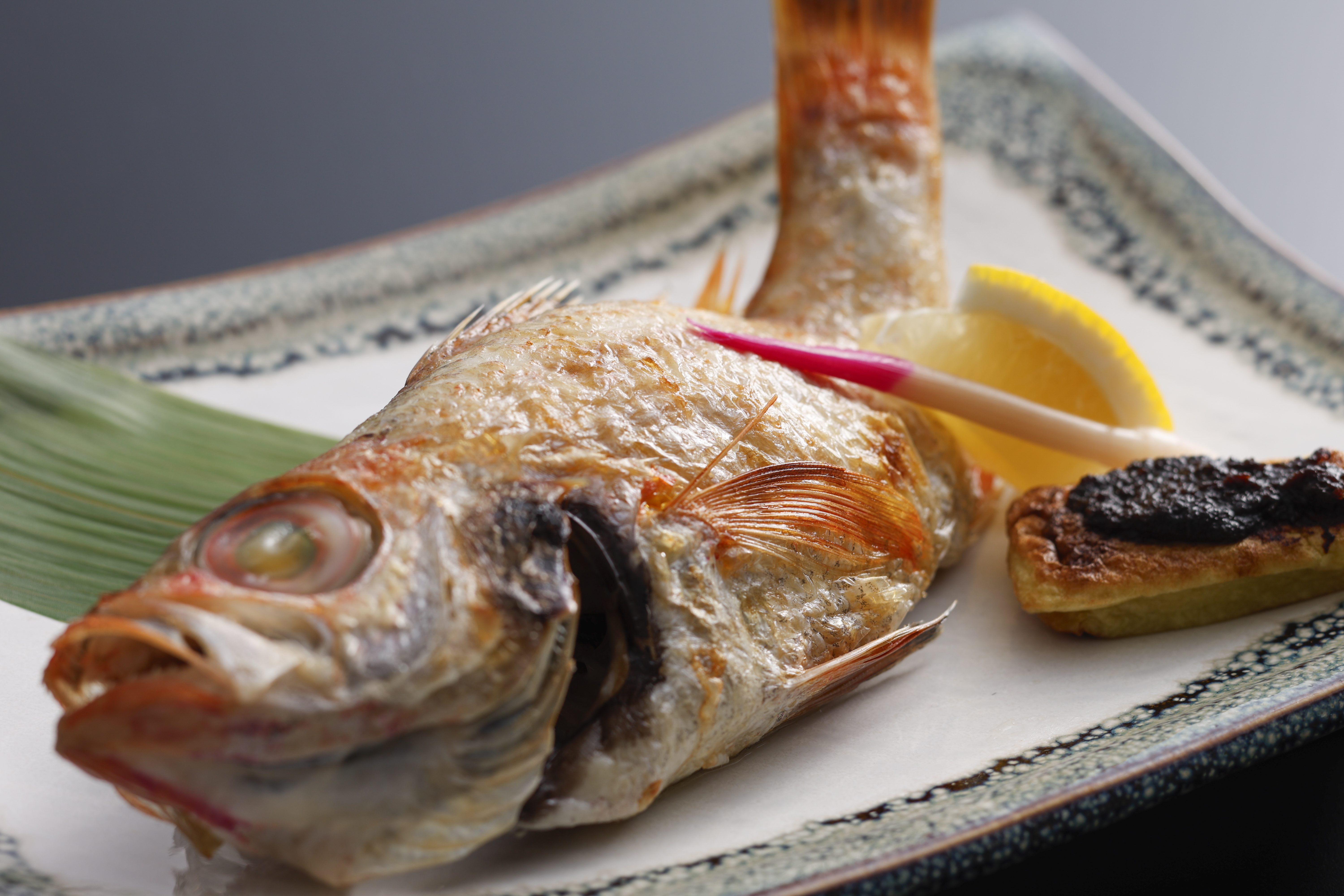 日本海の「のどぐろ」焼き