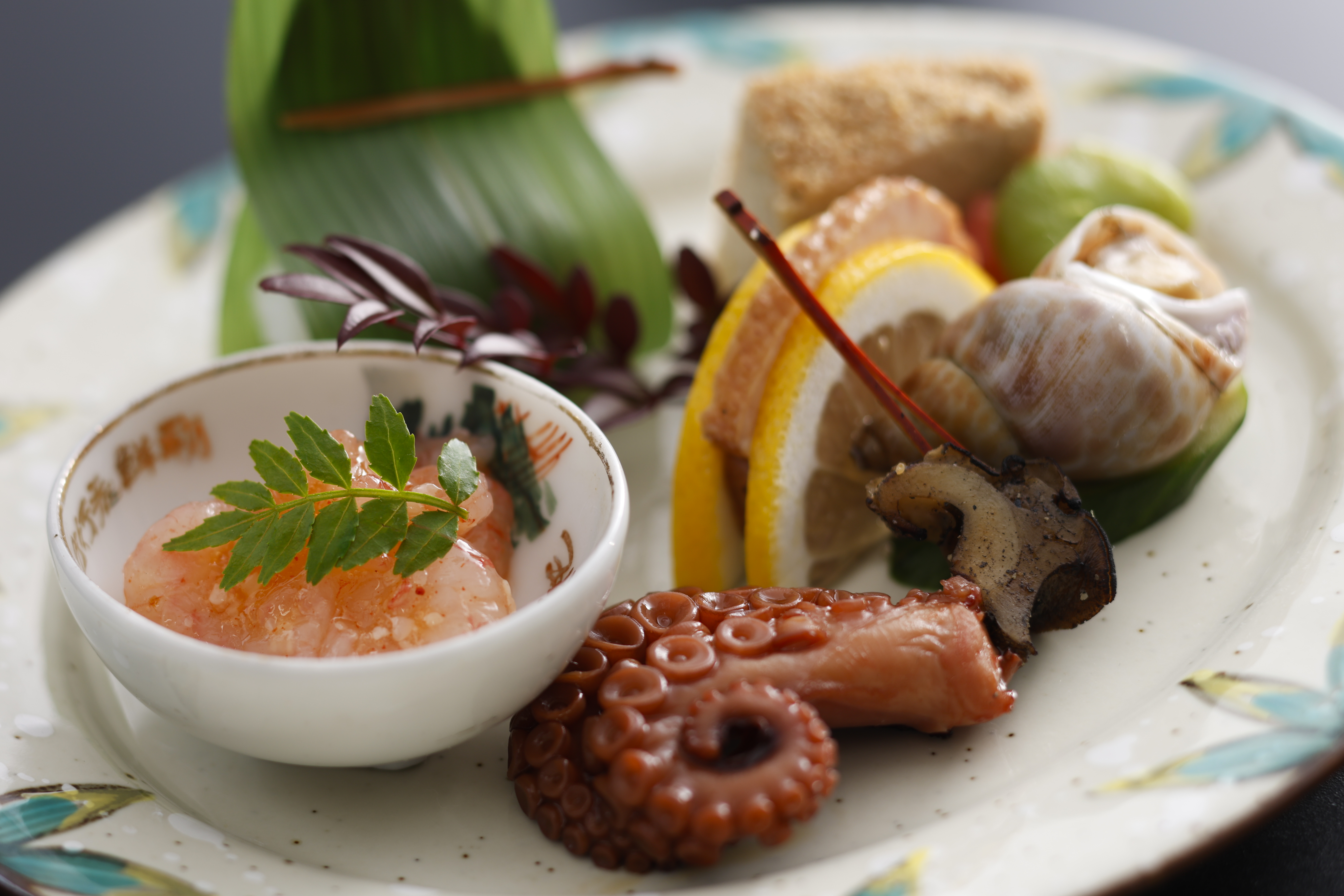 一品ずつ総料理長が腕をふるう