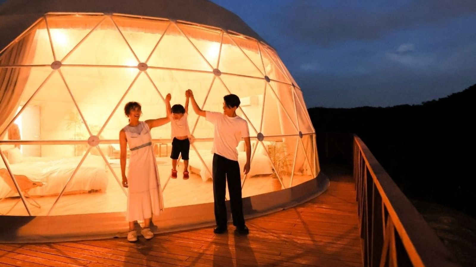 【客室外観】家族旅行に最適！広々ドームと温泉付き