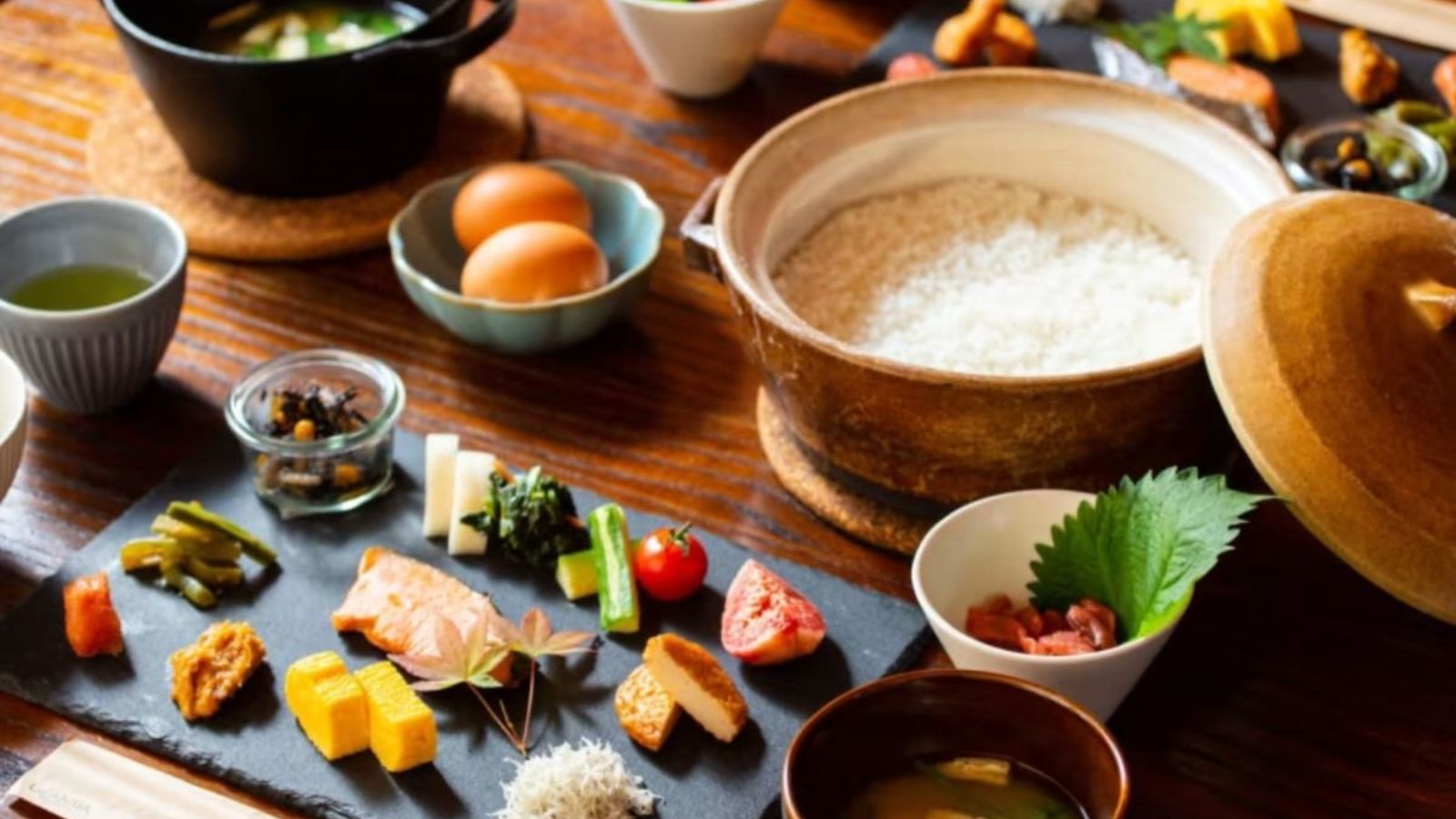 【朝食一例】別府温泉宿の和定食！地元食材で贅沢朝食