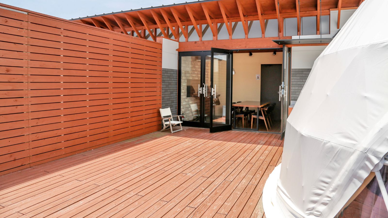 【客室外観＜Type A＞】温泉完備の6Mドームで快適なグランピング滞在