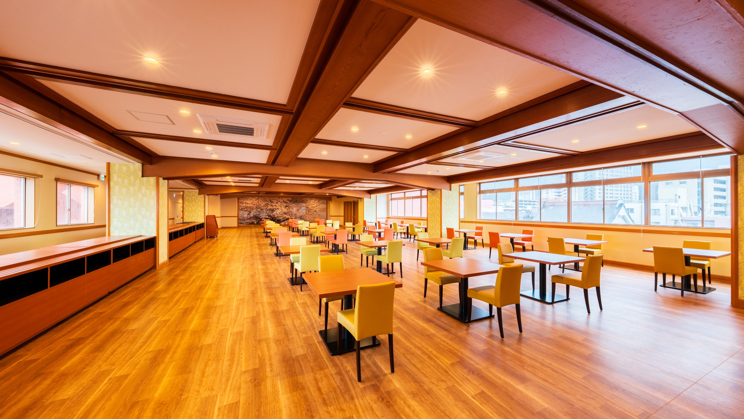 レストラン会場【孔雀】