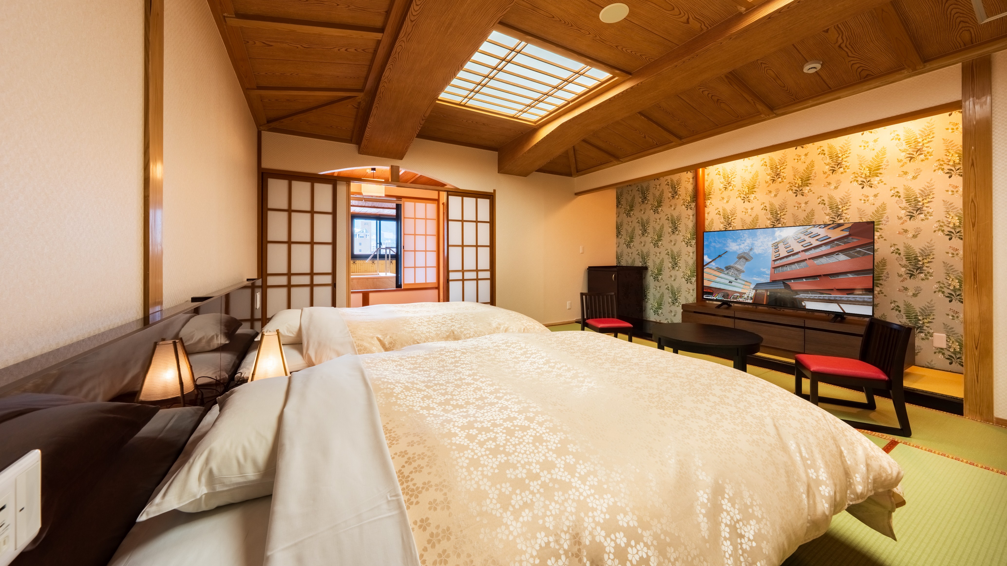 半露天風呂付　和モダン特別室「月」