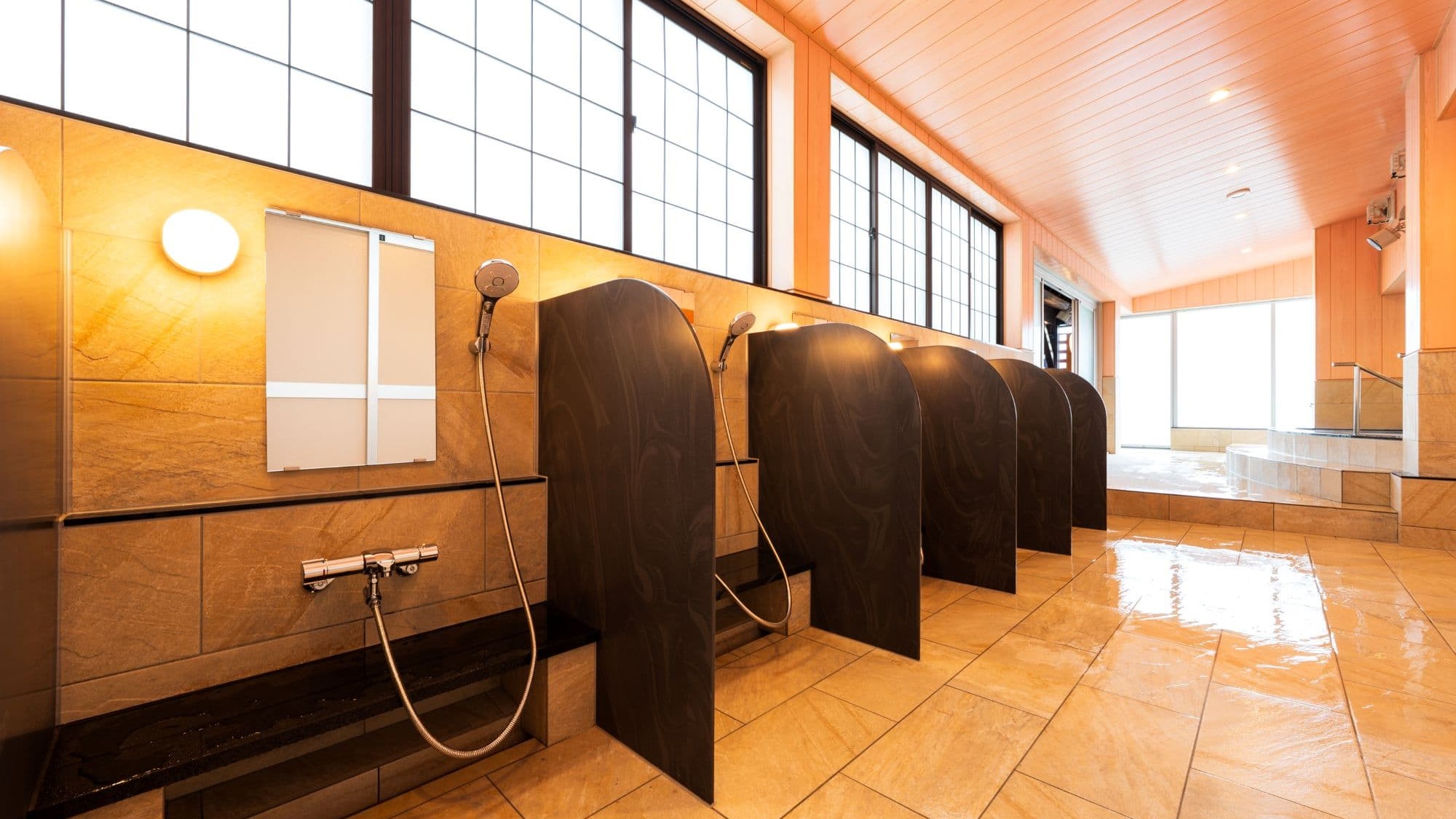 6階大浴場　湯心