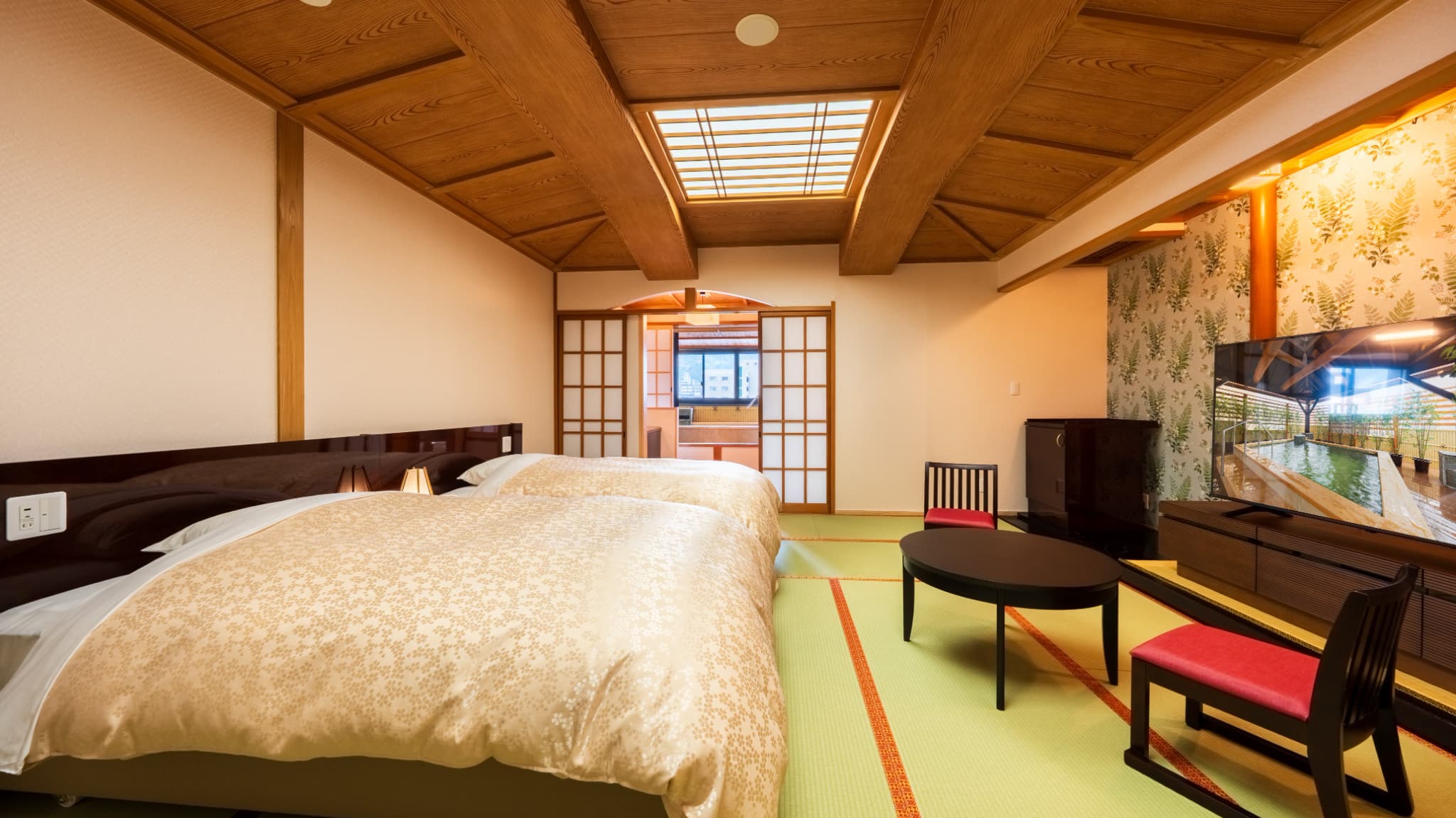 半露天風呂付　和モダン特別室「月」