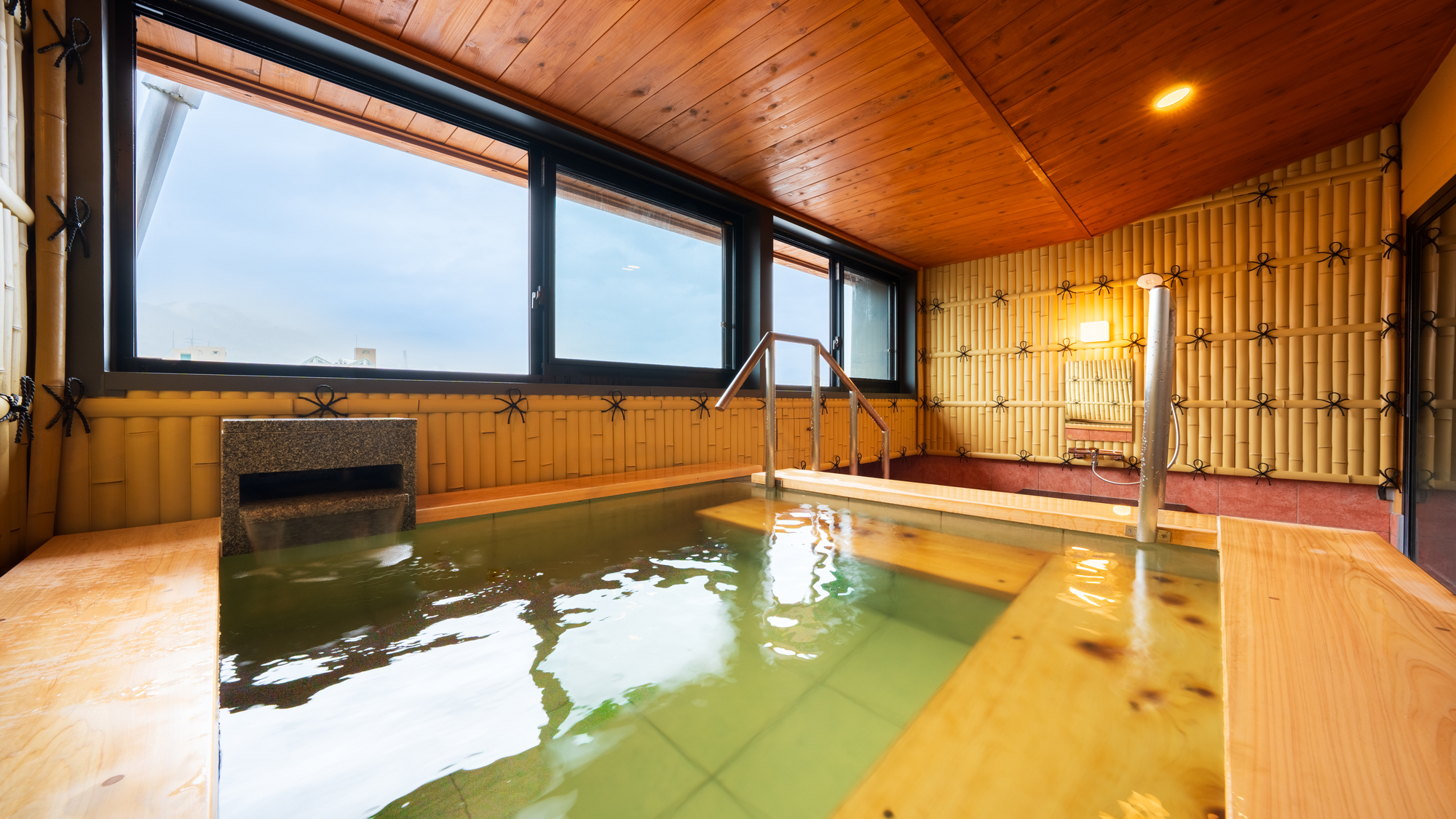 半露天風呂付　和モダン特別室「花」