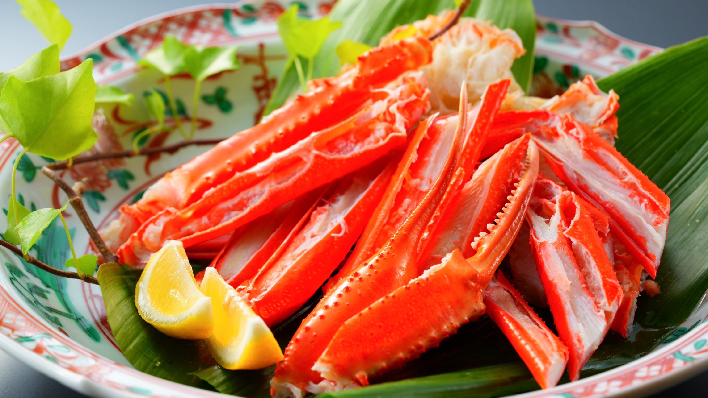 【夕食】ズワイガニの浜茹（2人前）　アップグレード会席でカニをお楽しみください。