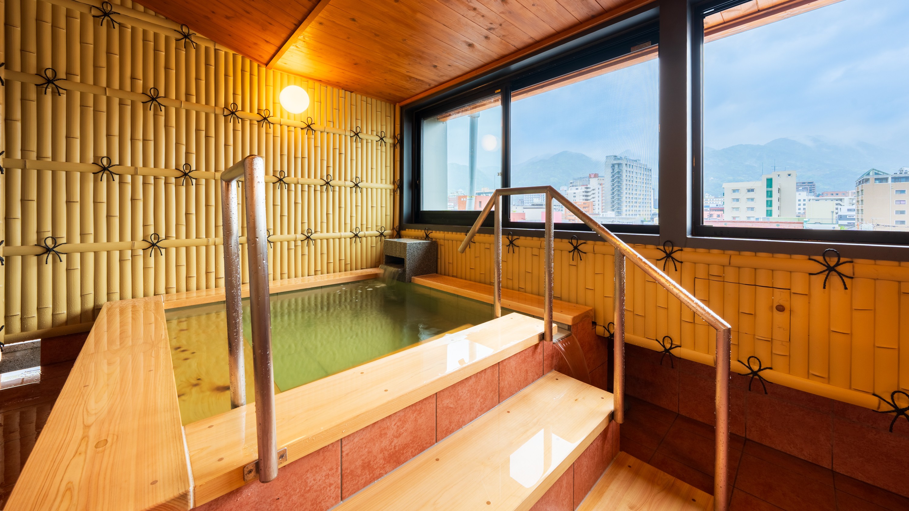 半露天風呂付　特別室洋室「椿」