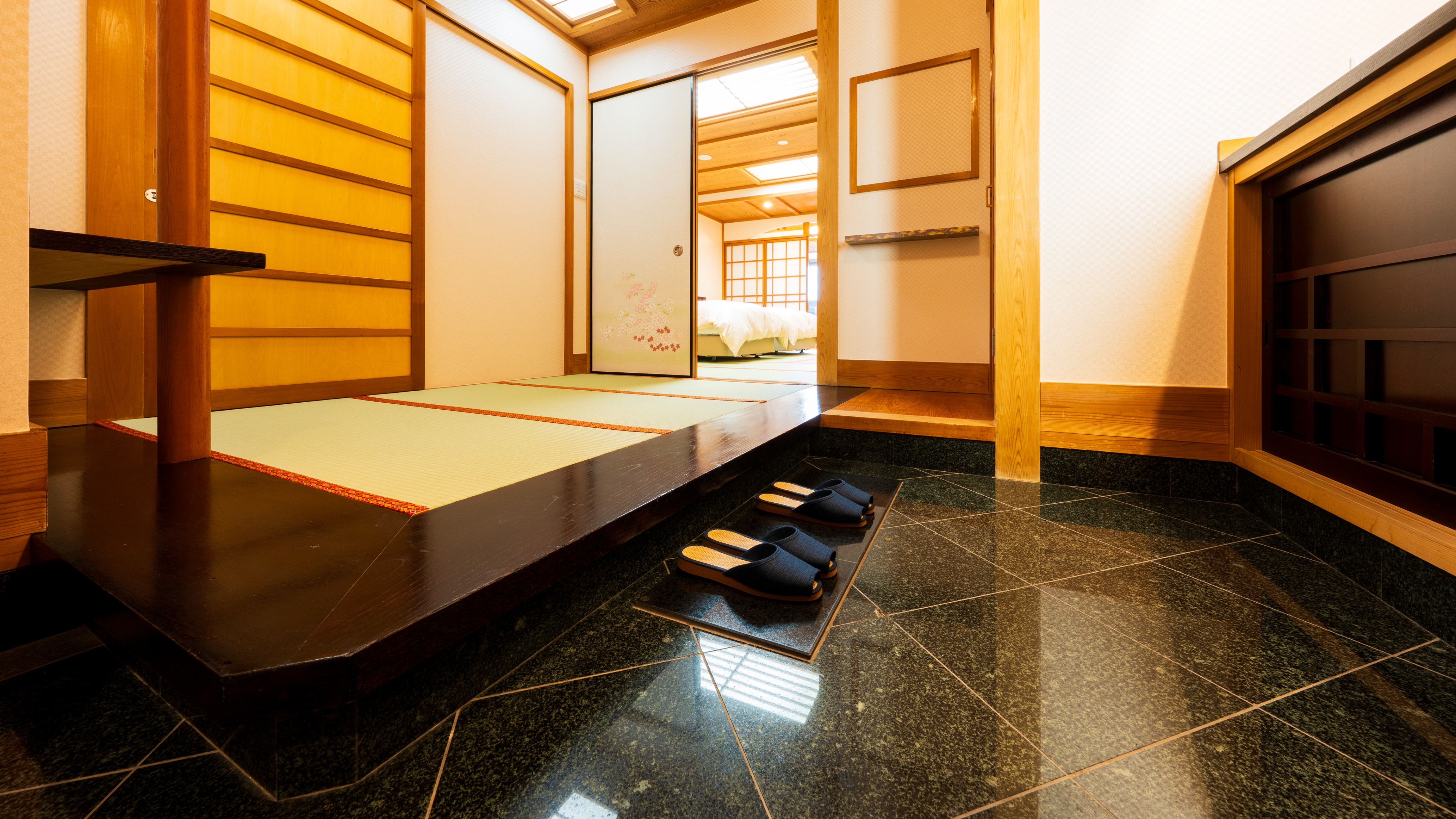 半露天風呂付　和モダン特別室「雪」